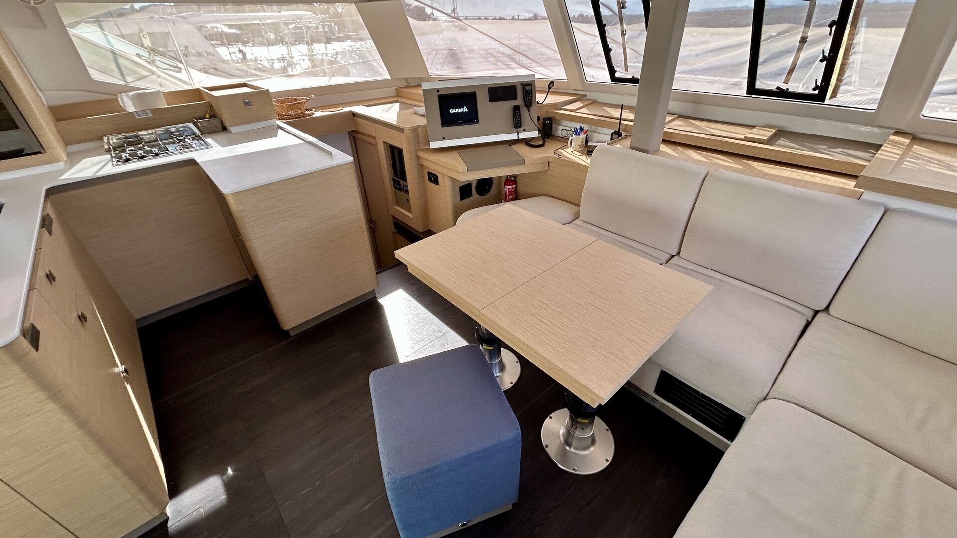 FOUNTAINE PAJOT - ASTREA 42 à vendre