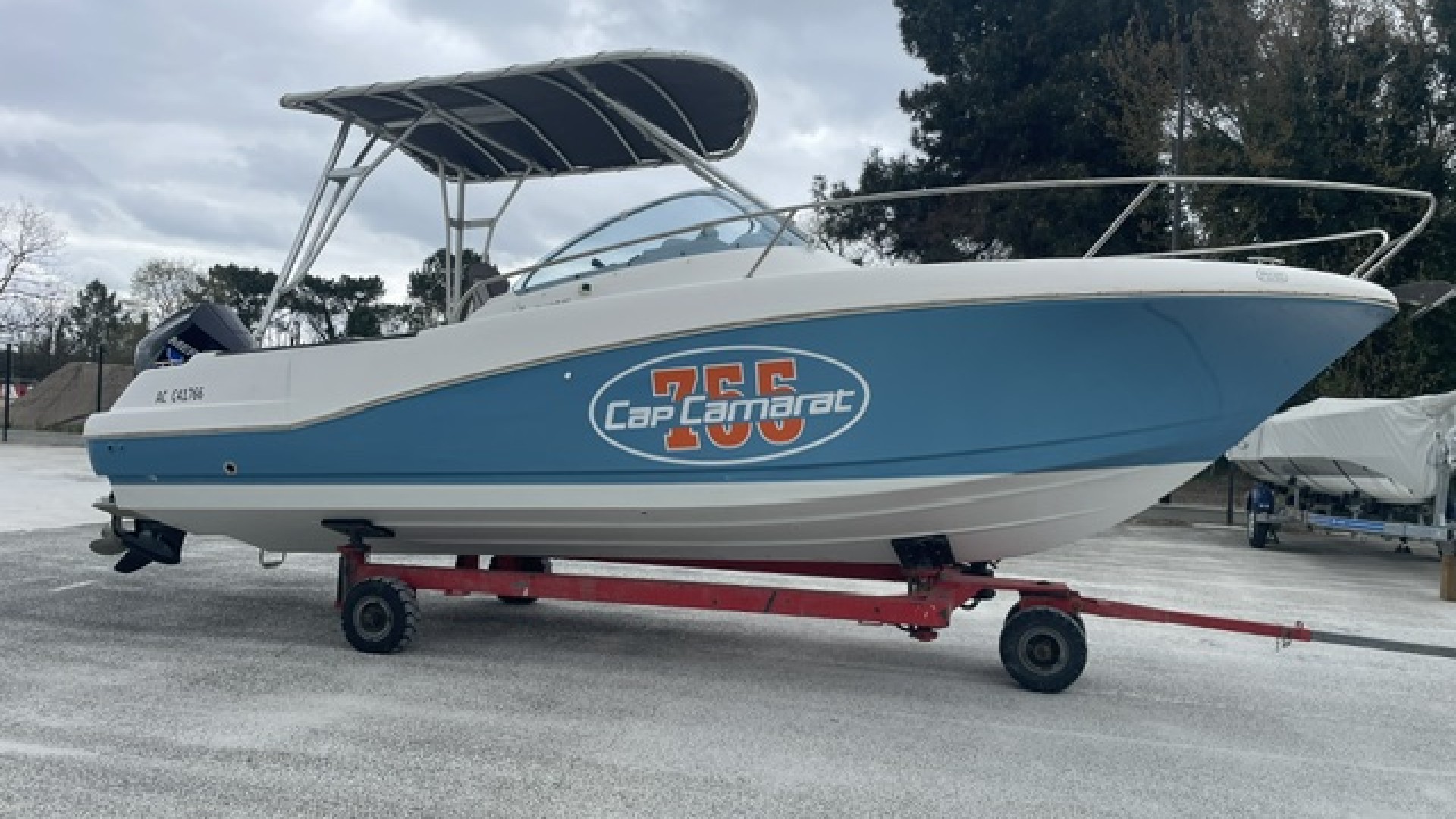 JEANNEAU - CAP CAMARAT 755 WA à vendre