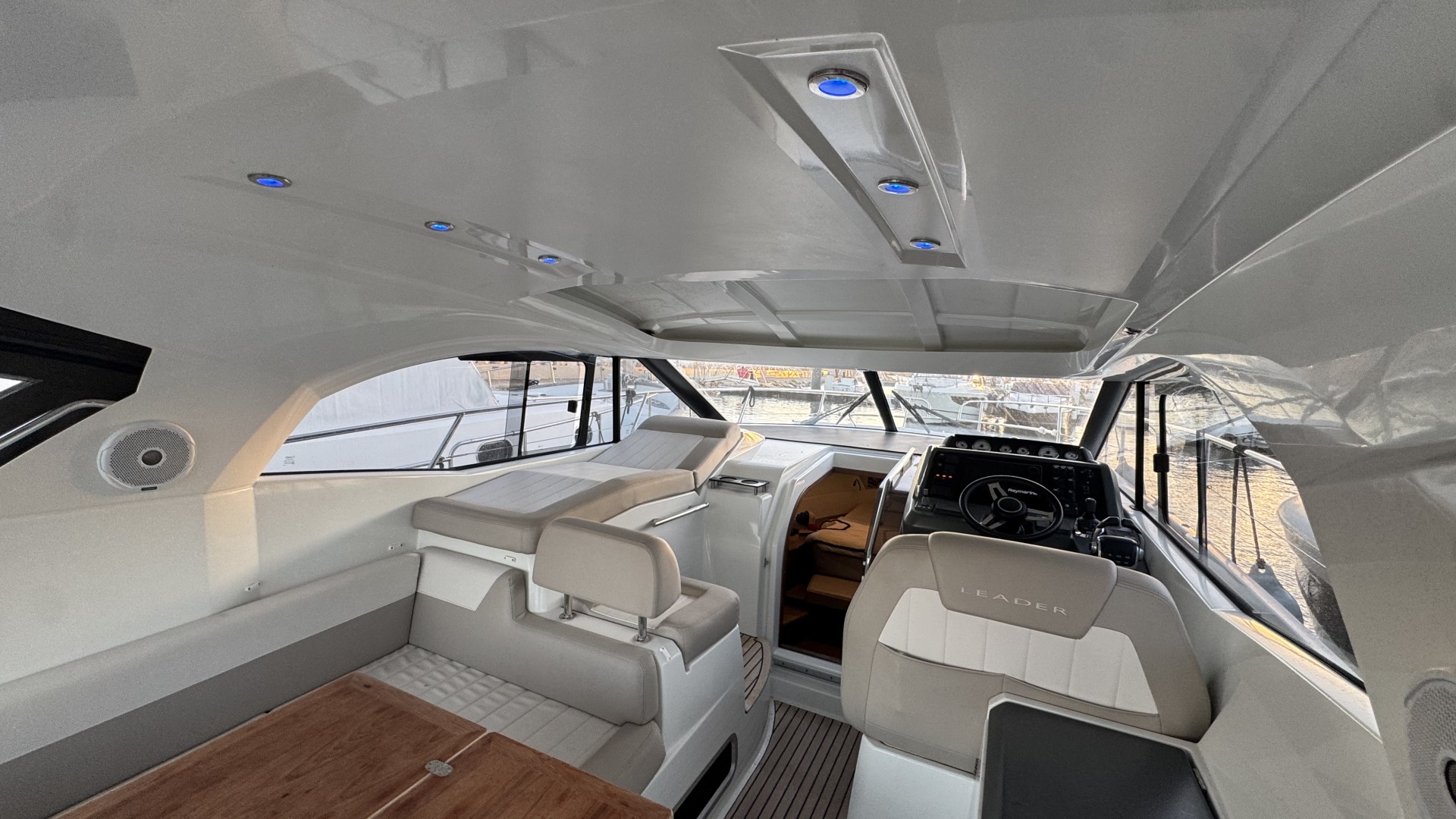 JEANNEAU - LEADER 36 à vendre