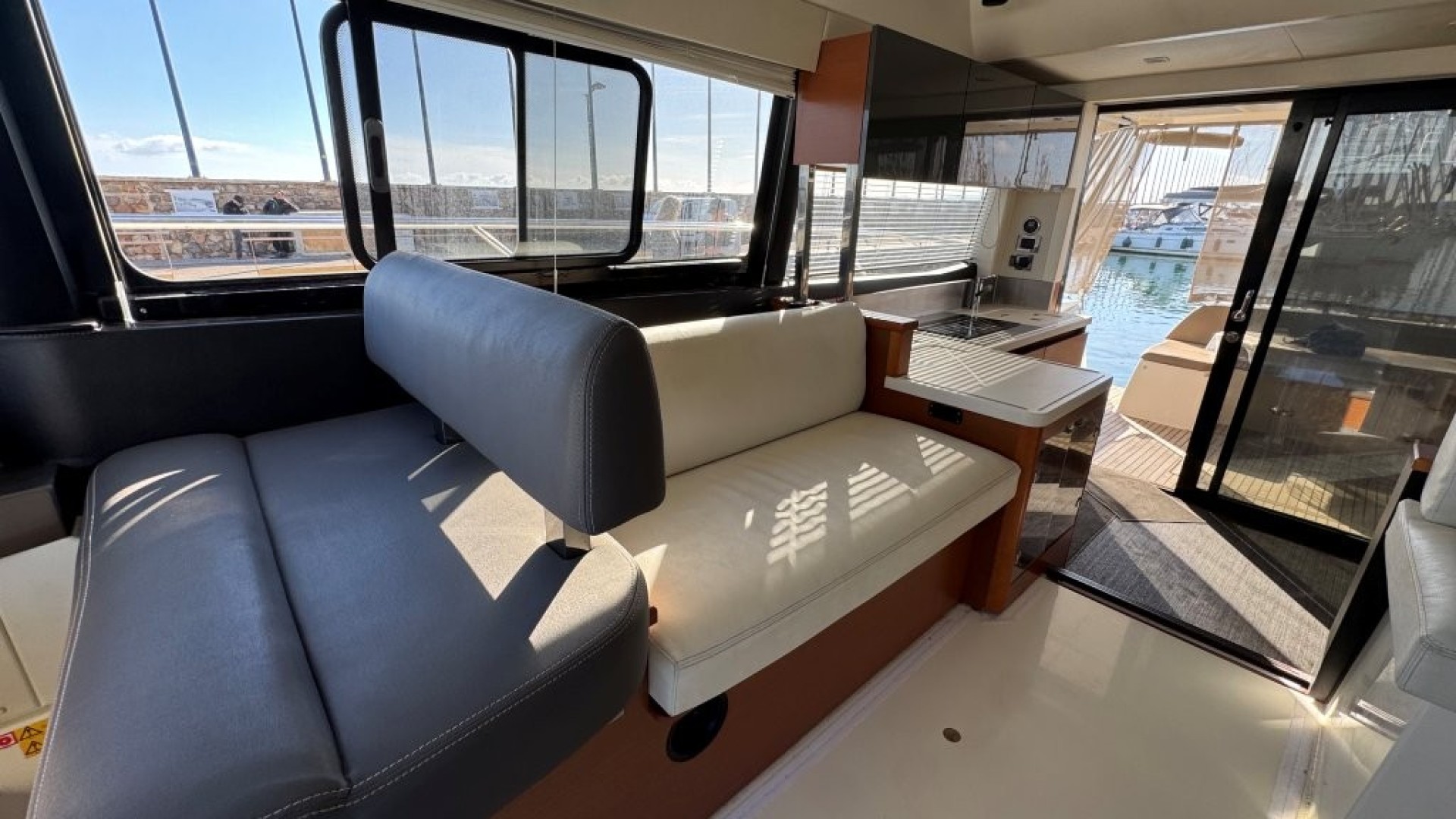 JEANNEAU - PRESTIGE 450 FLY à vendre