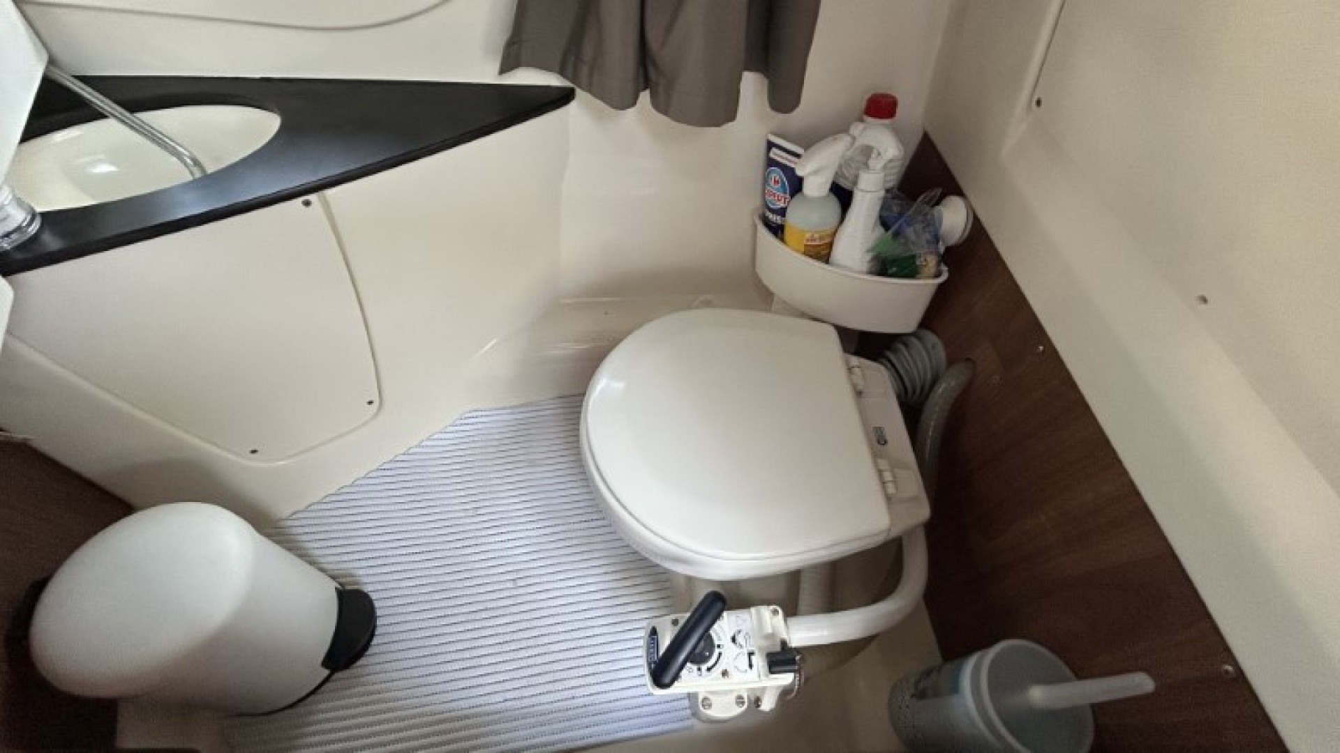 QUICKSILVER - ACTIV 805 SUN DECK à vendre