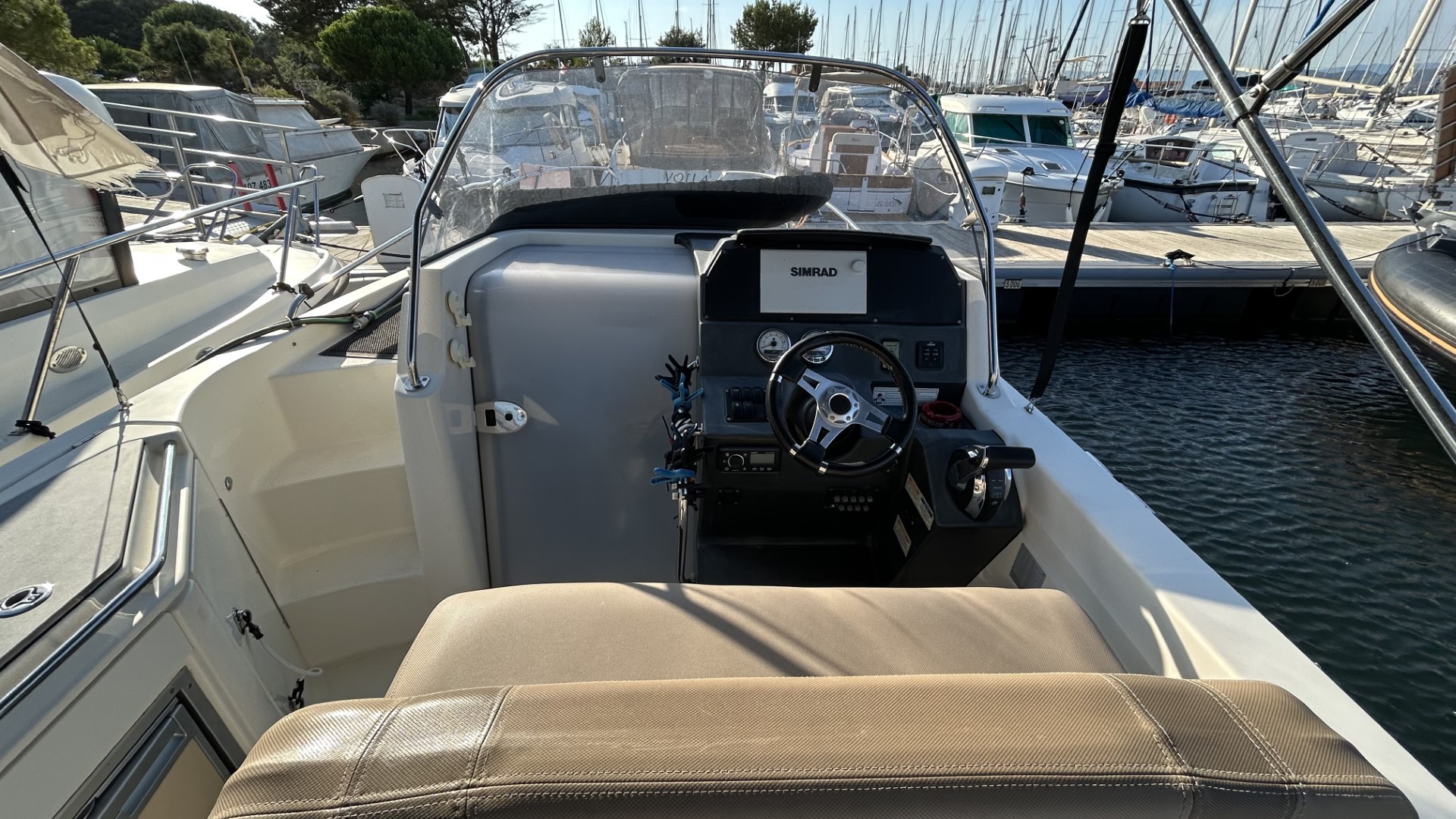 QUICKSILVER - ACTIV 805 SUN DECK à vendre