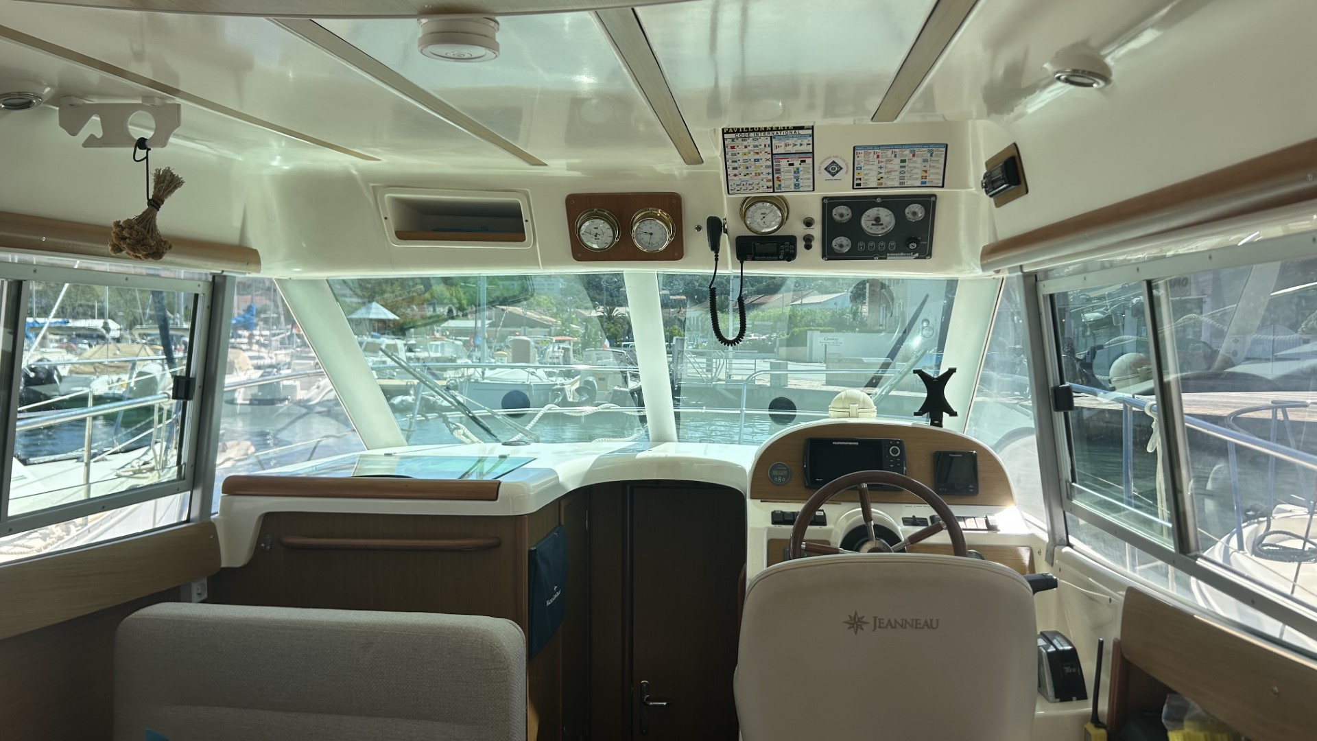 JEANNEAU - MERRY FISHER 925 à vendre