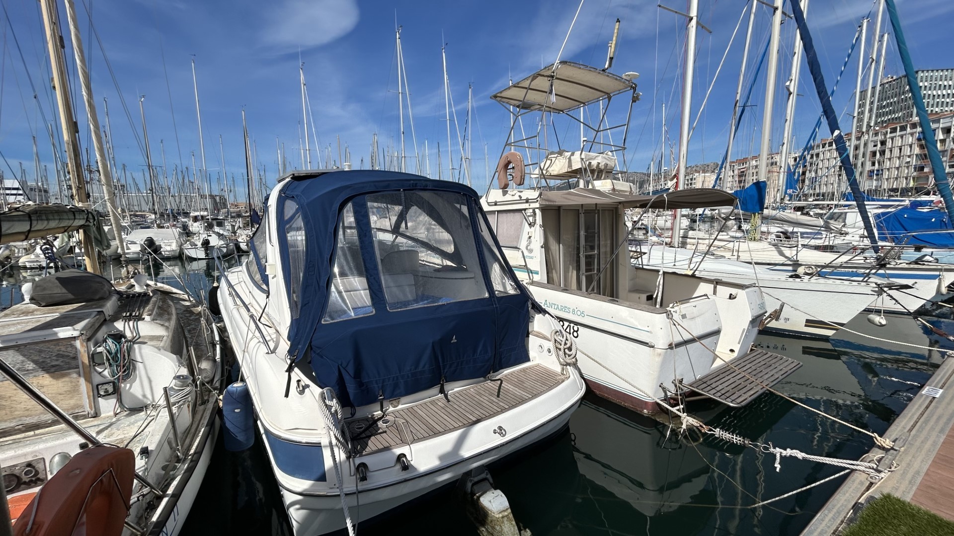 BAVARIA - 27 SPORT à vendre