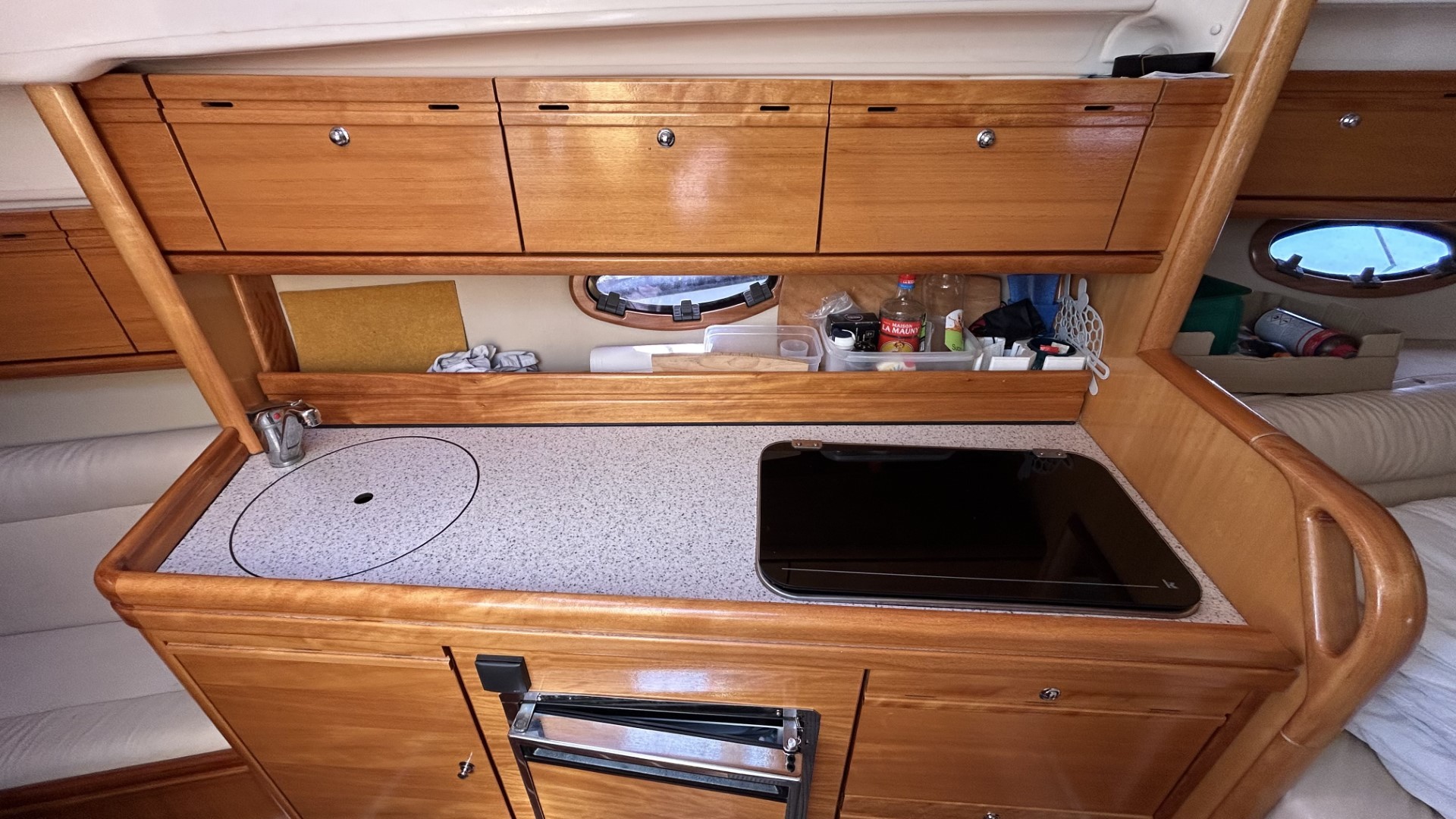 BAVARIA - 27 SPORT à vendre