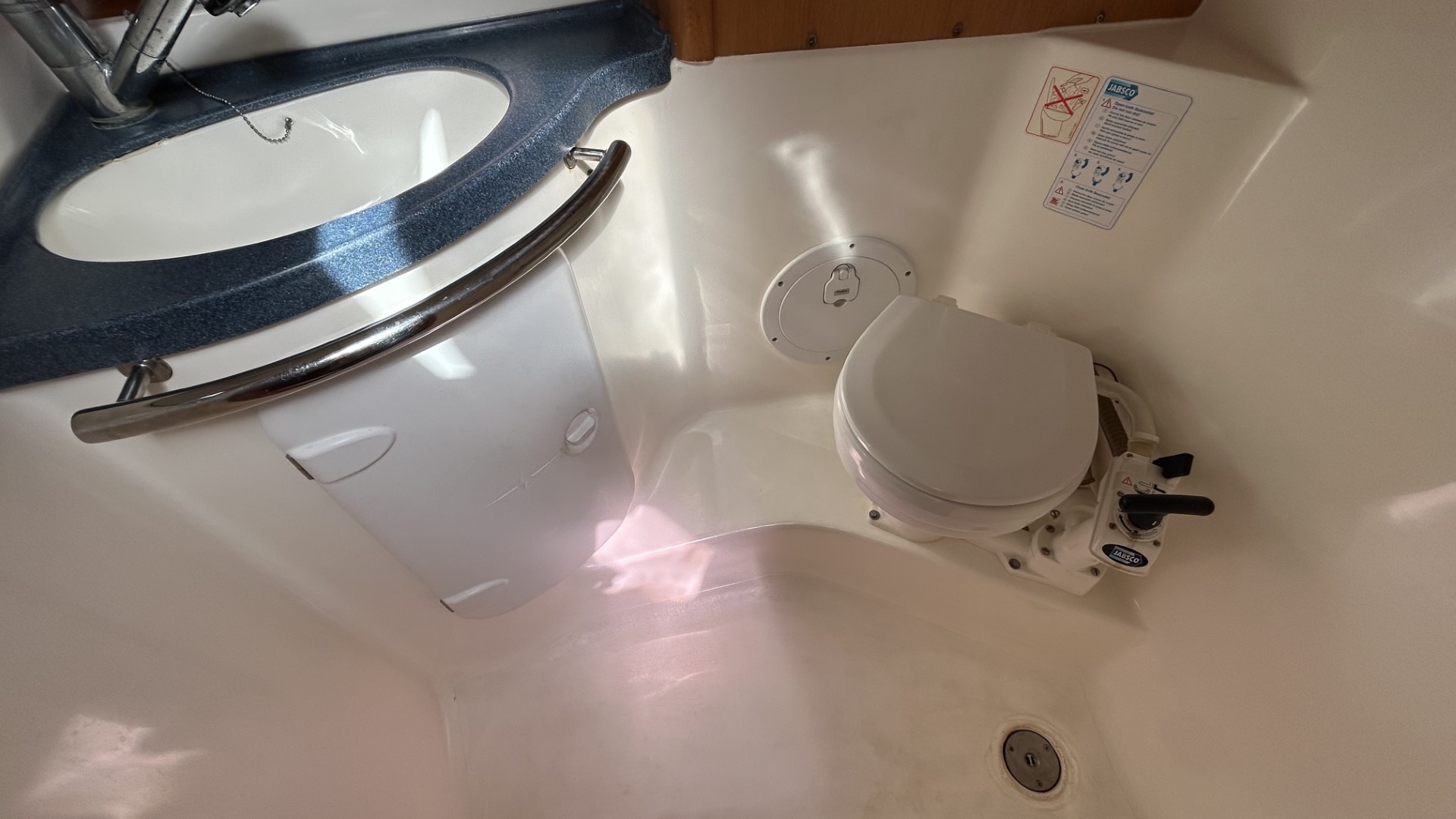 BAVARIA - 27 SPORT à vendre