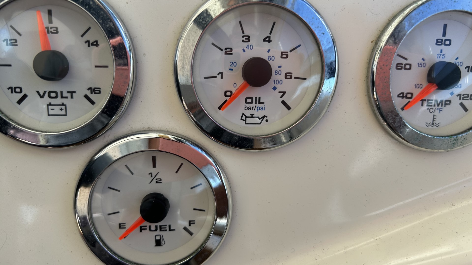 JEANNEAU - MERRY FISHER 10 à vendre