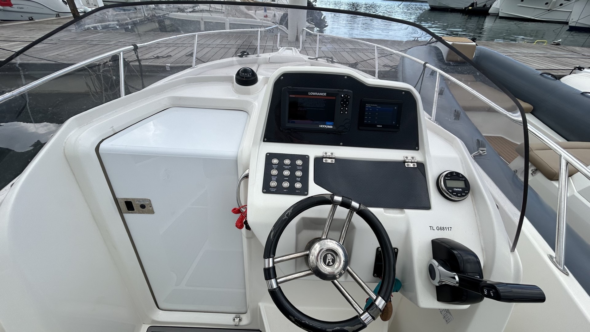 WHITE SHARK - 240 SC à vendre