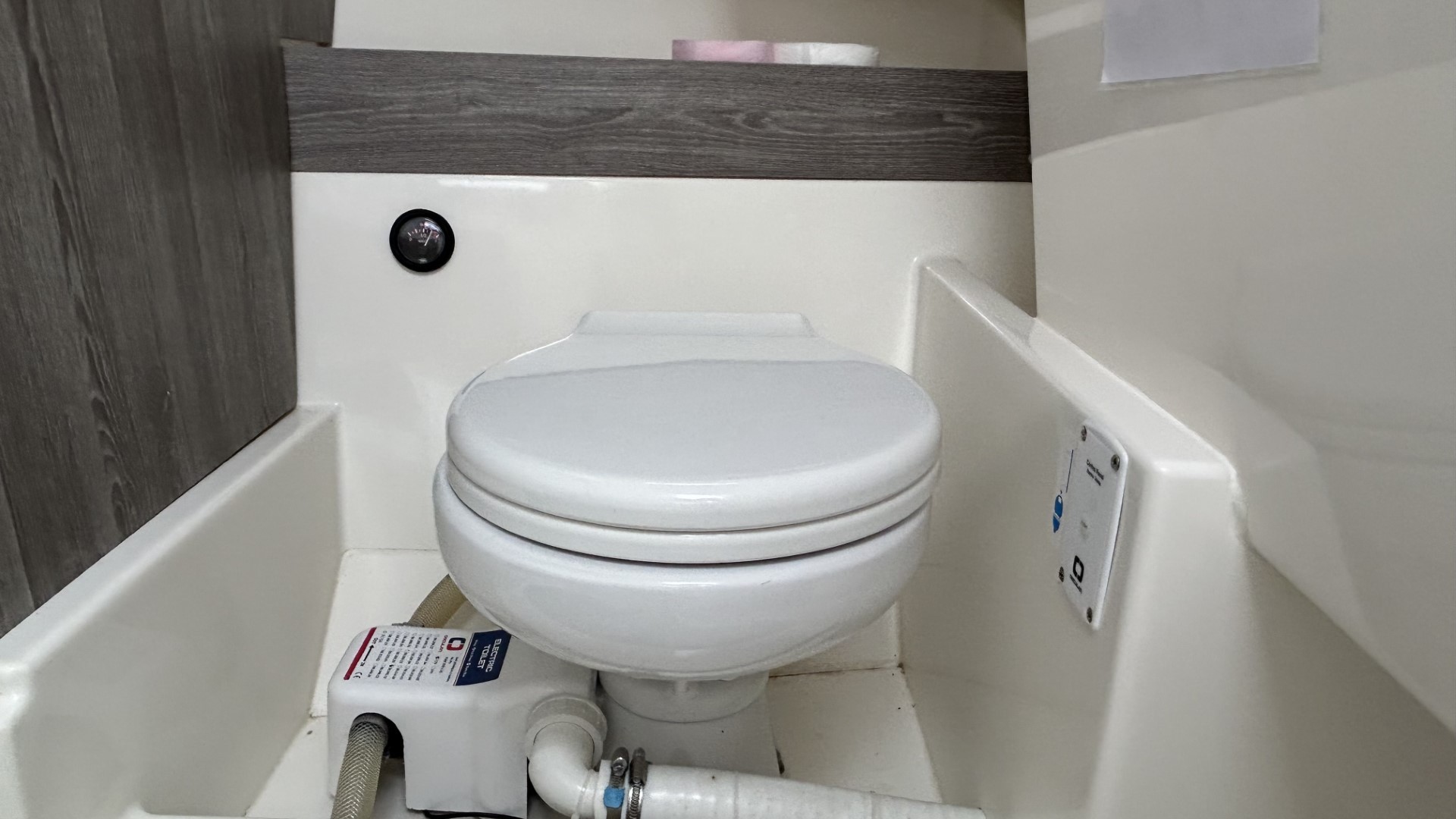 WHITE SHARK - 240 SC à vendre