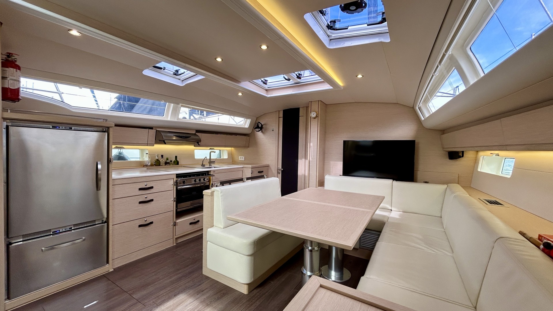 JEANNEAU - 54 à vendre