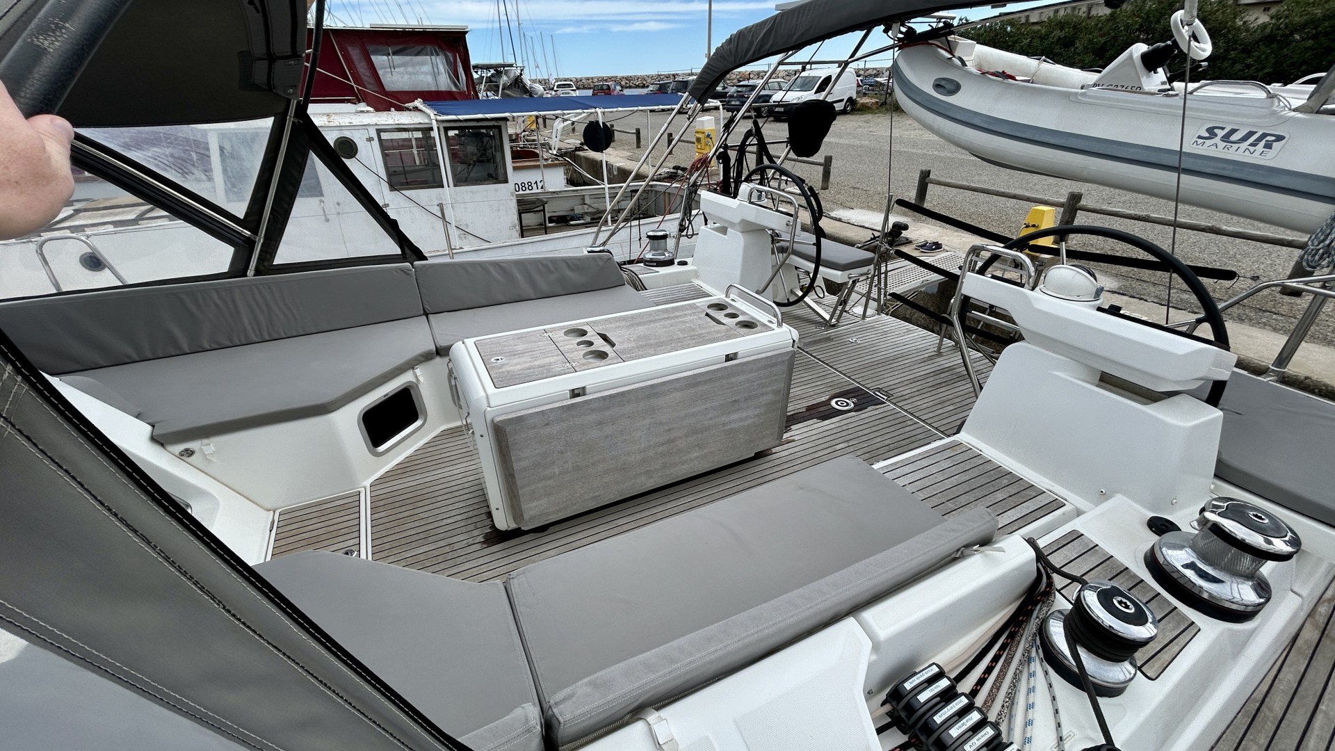 JEANNEAU - 54 à vendre