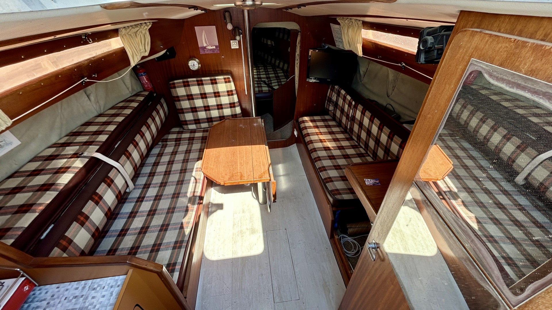 JEANNEAU - AQUILA à vendre