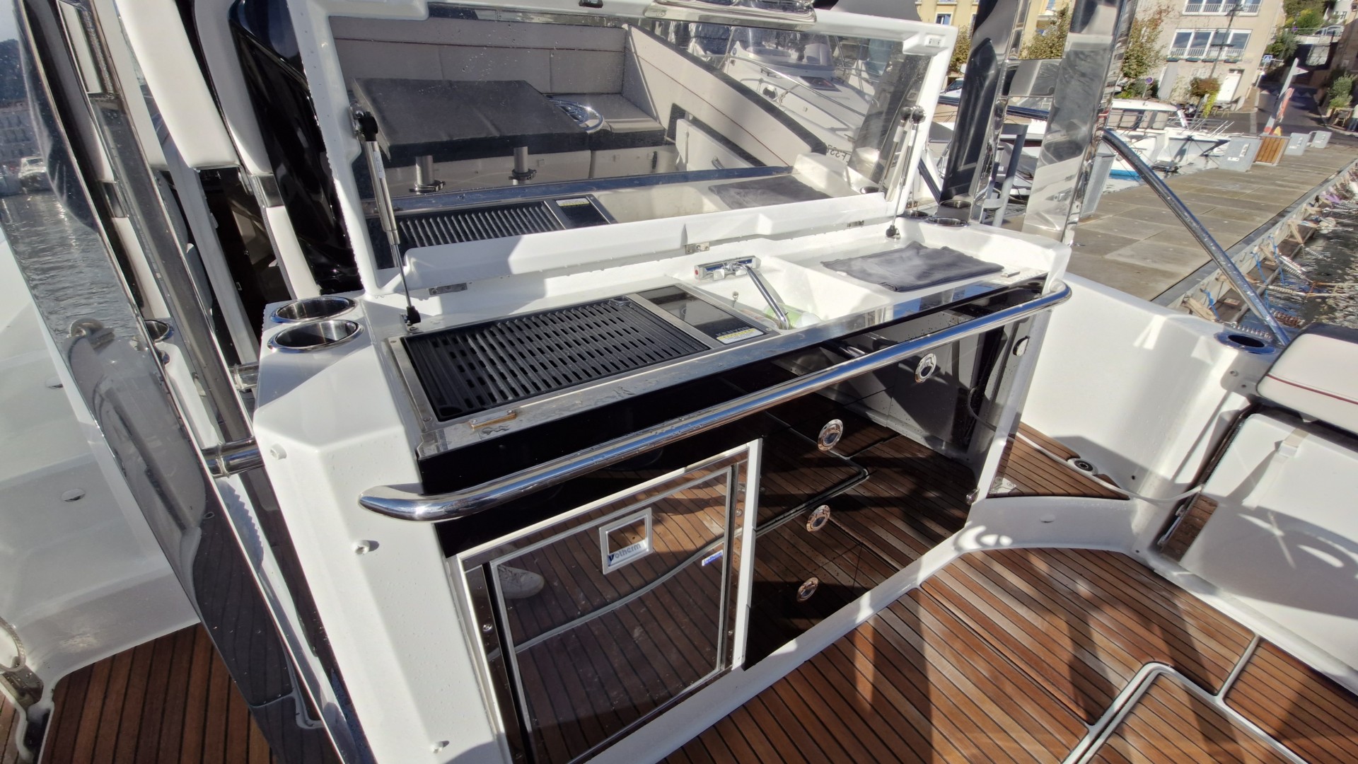 JEANNEAU - CAP CAMARAT 10.5 WA à vendre