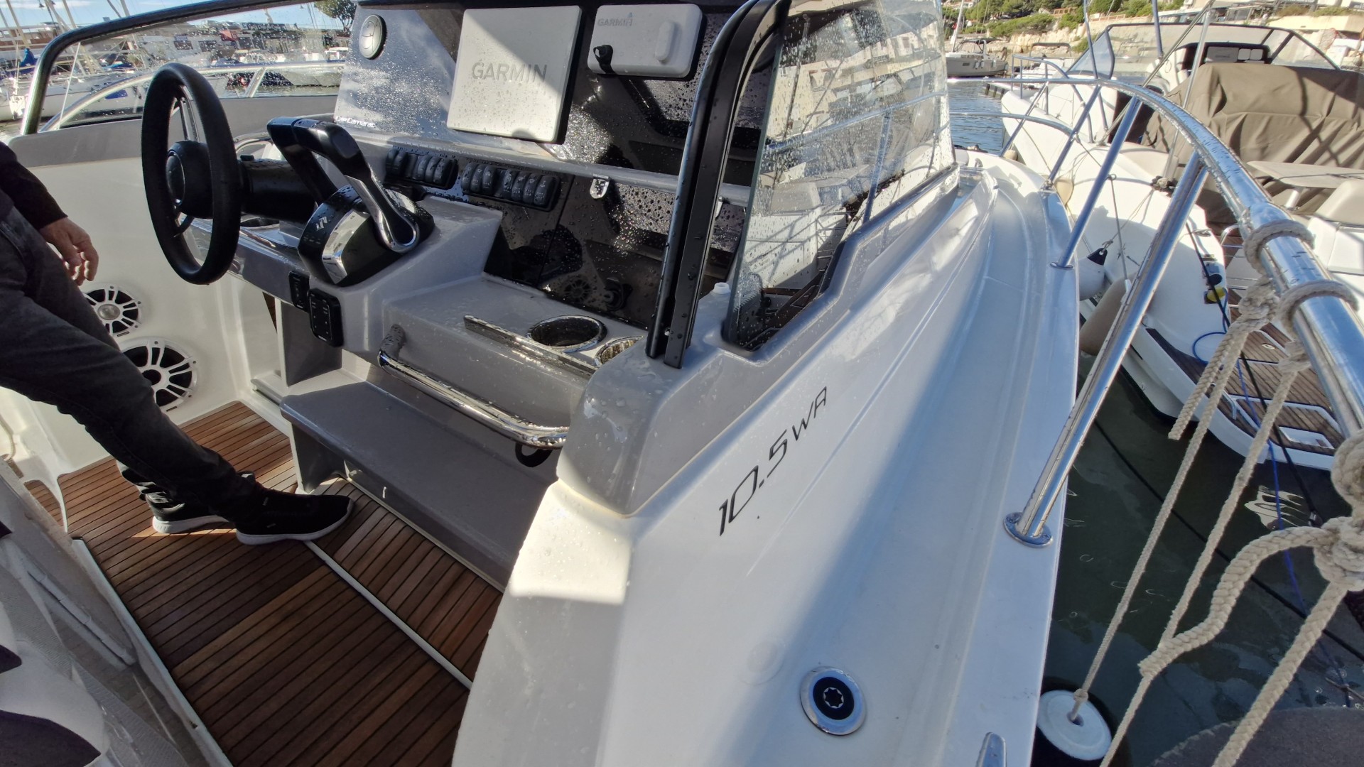 JEANNEAU - CAP CAMARAT 10.5 WA à vendre