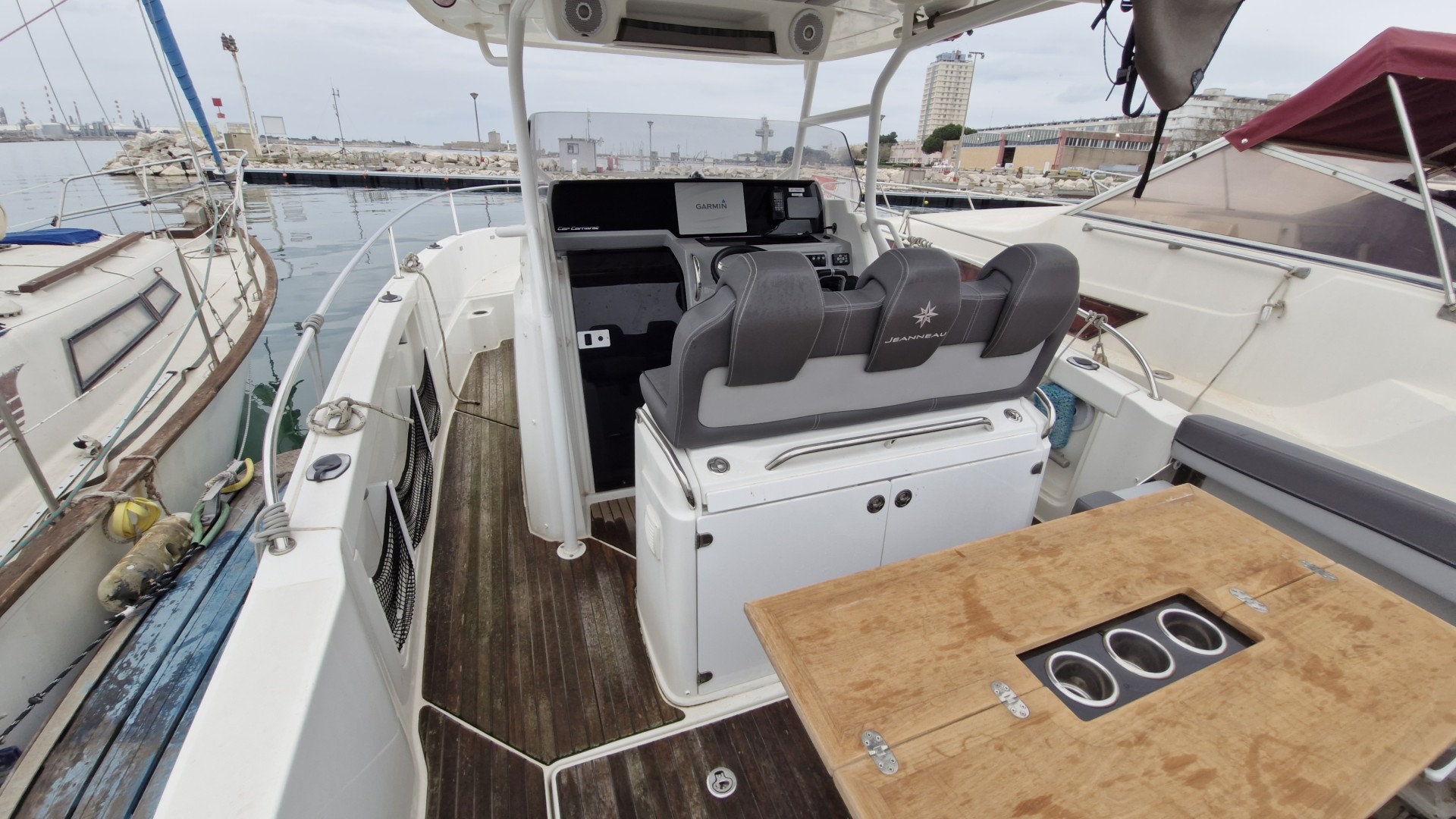JEANNEAU - CAP CAMARAT 9.0 CC à vendre