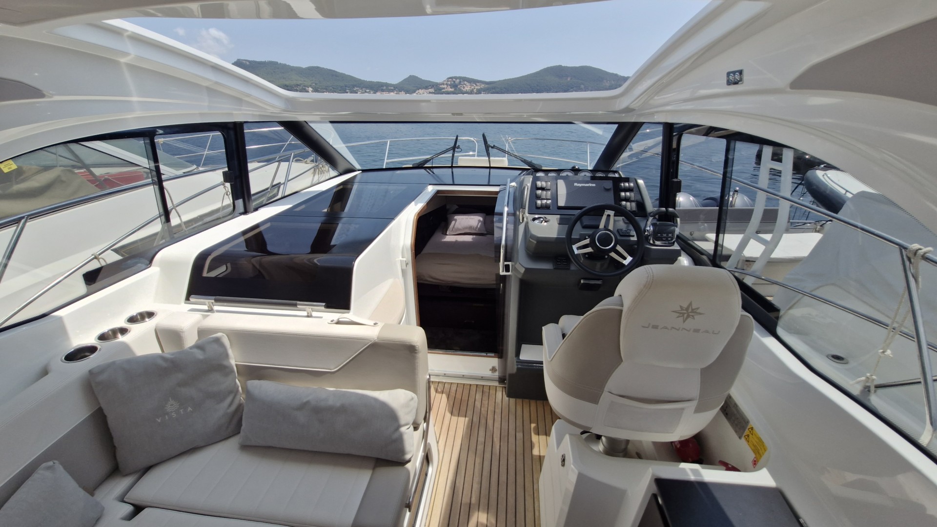 JEANNEAU - LEADER 33 à vendre