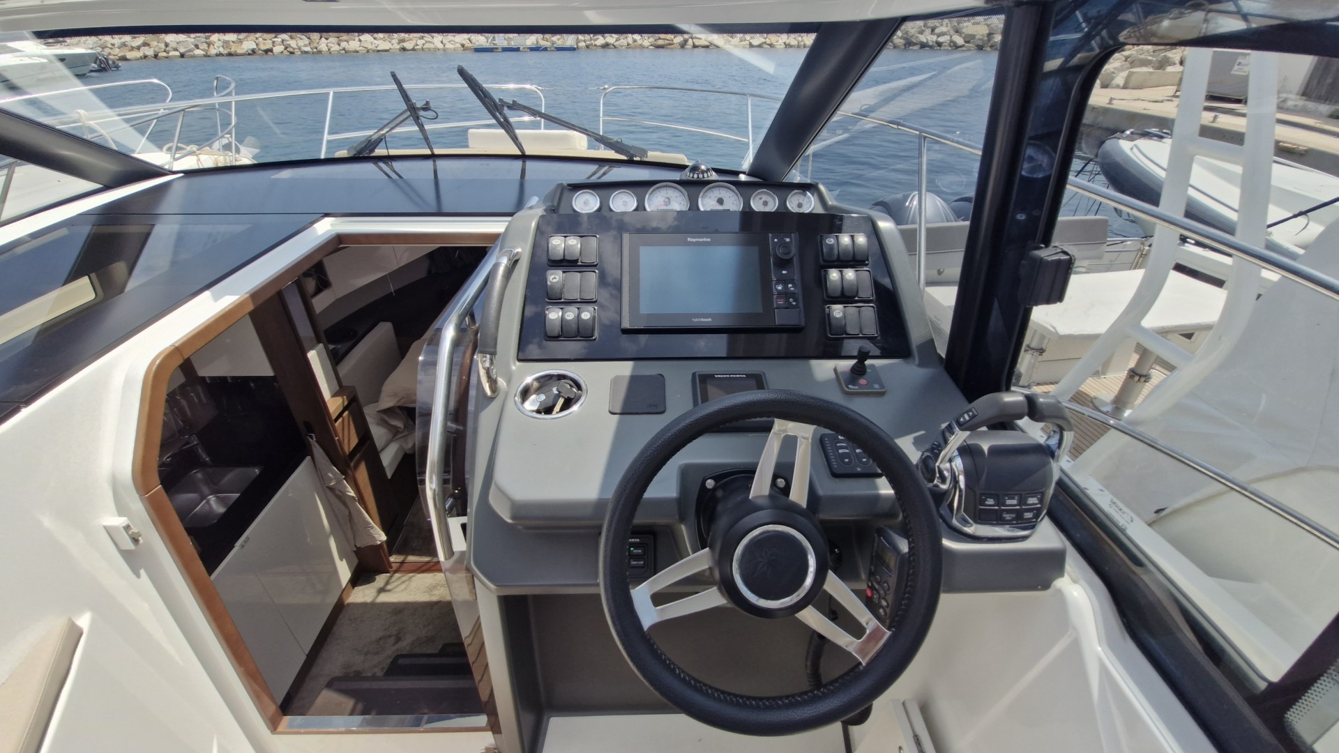 JEANNEAU - LEADER 33 à vendre