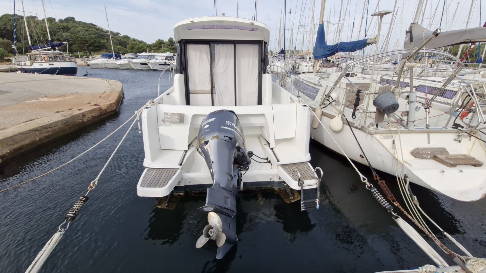 JEANNEAU - MERRY FISHER 855 à vendre