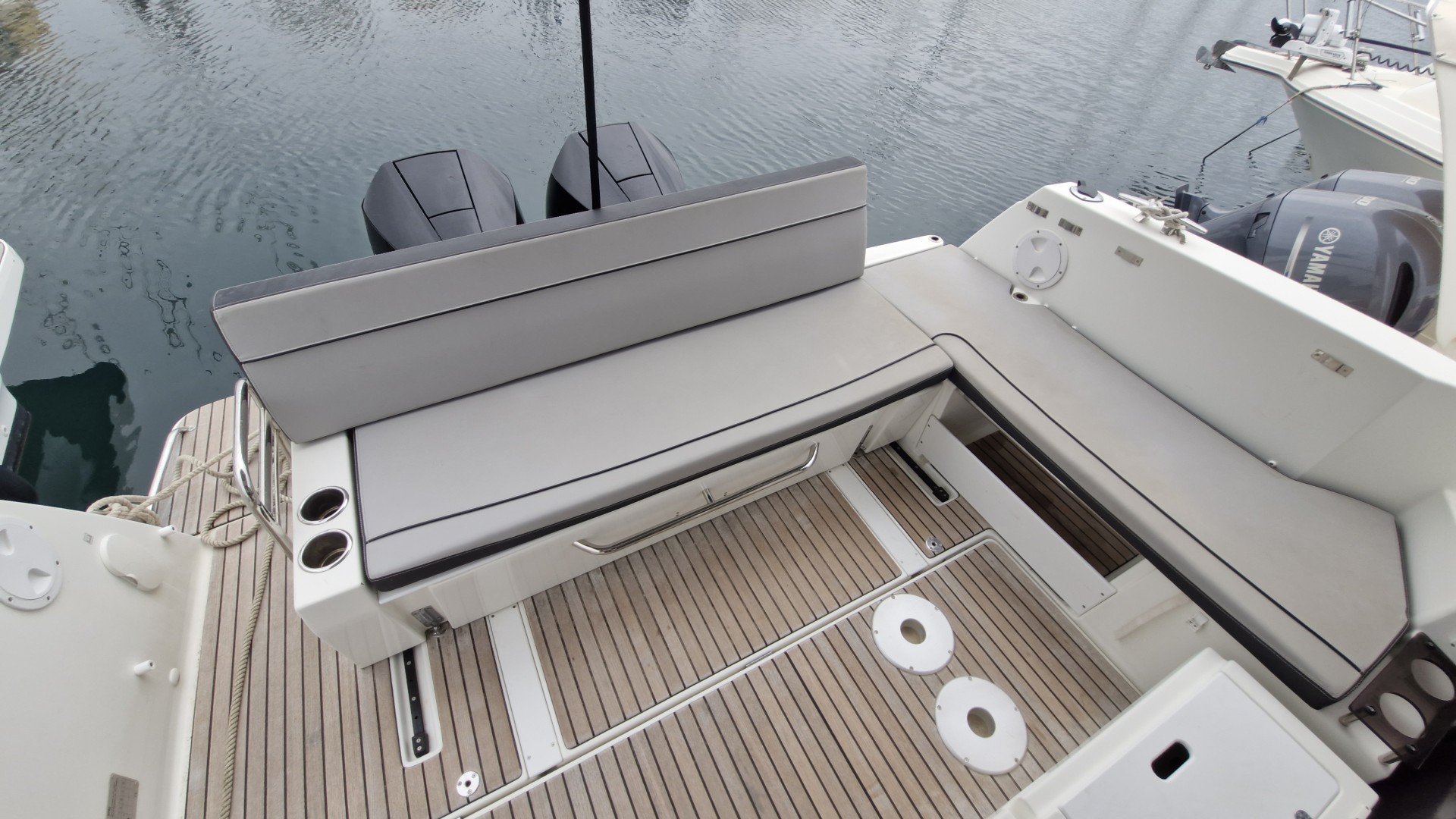 JEANNEAU - MERRY FISHER 10.95 à vendre