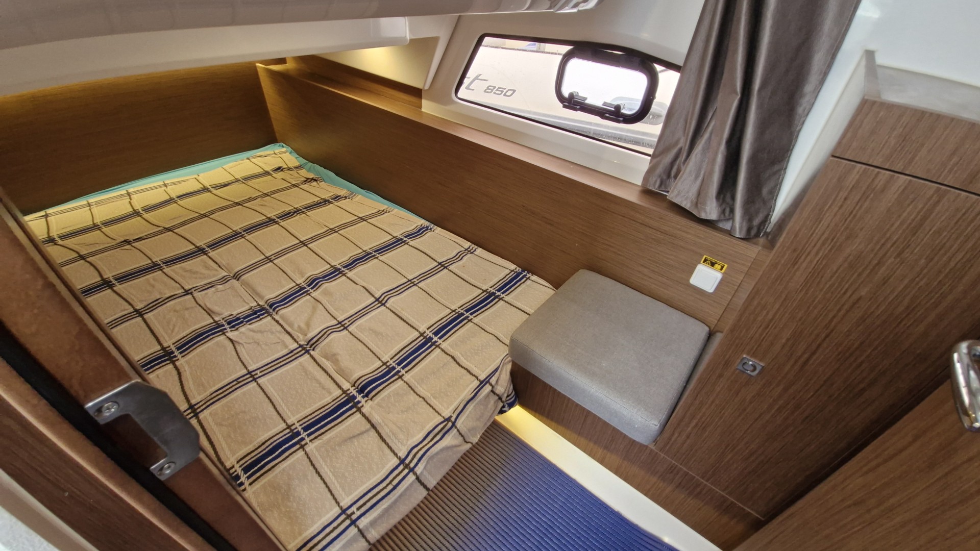 JEANNEAU - MERRY FISHER 10.95 à vendre