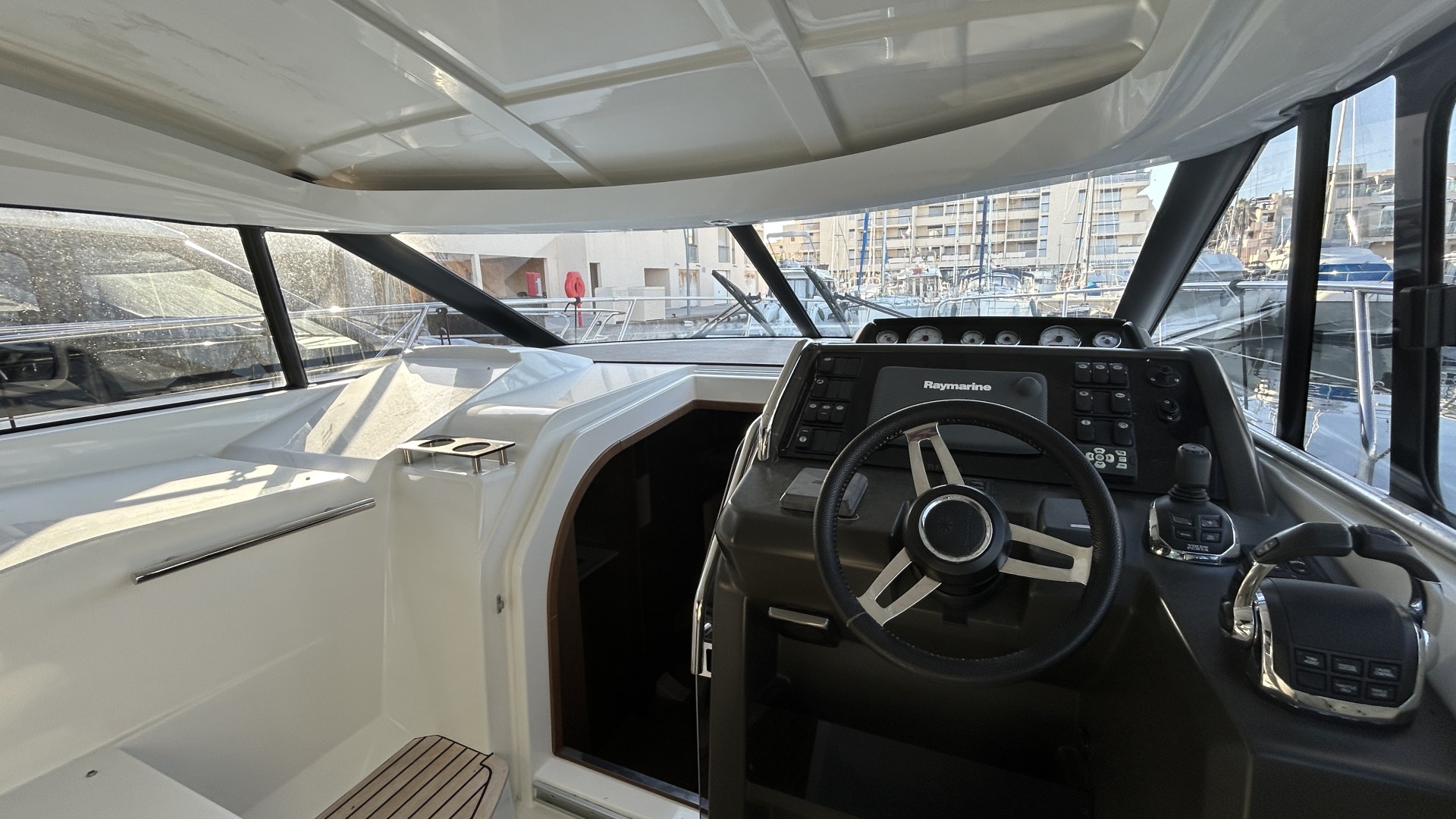 JEANNEAU - LEADER 36 à vendre