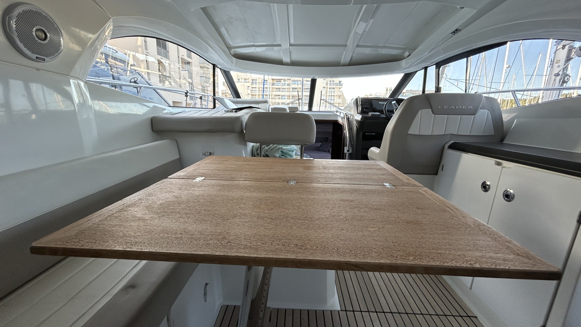 JEANNEAU - LEADER 36 à vendre