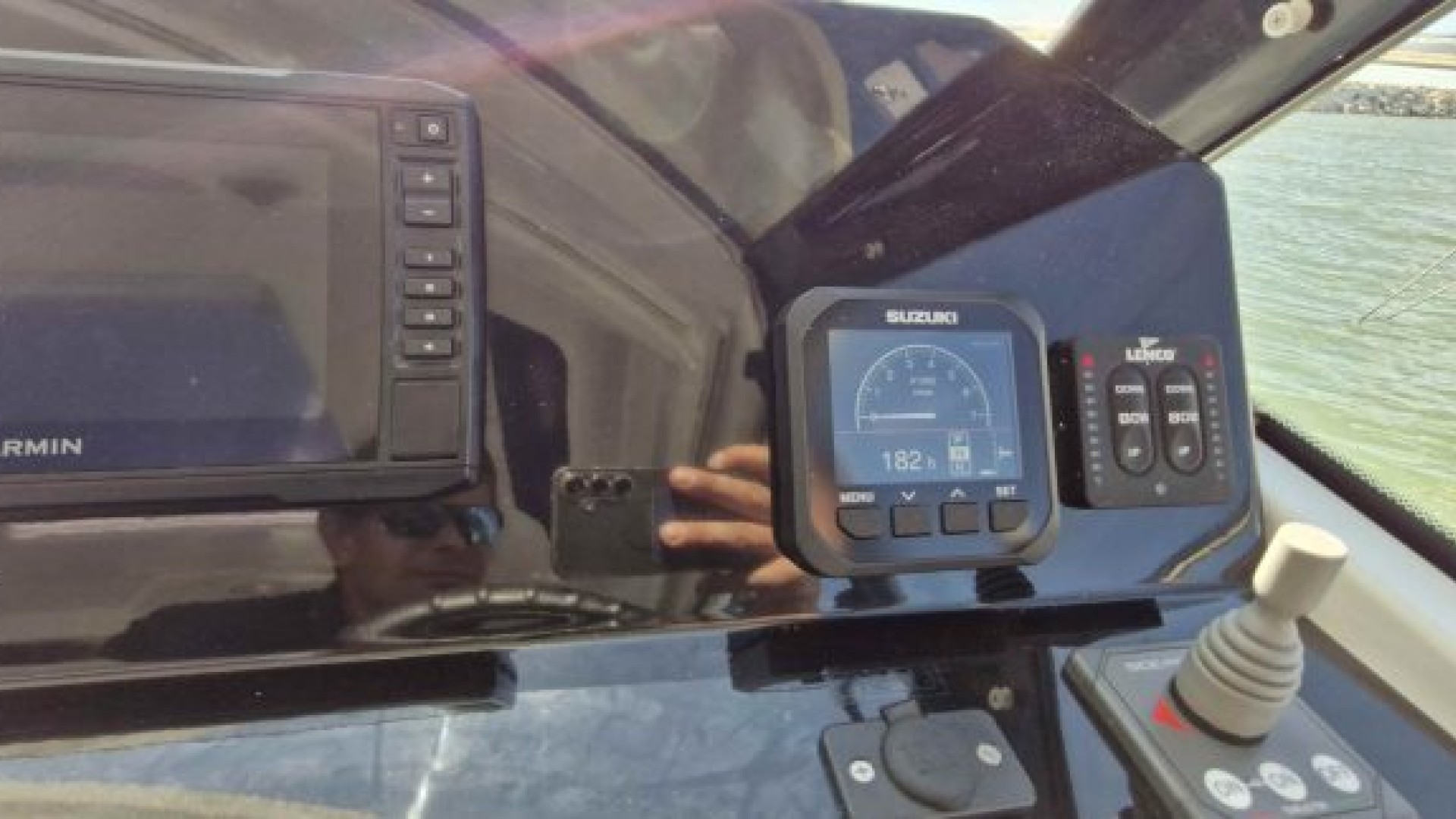 JEANNEAU - MERRY FISHER 795 à vendre