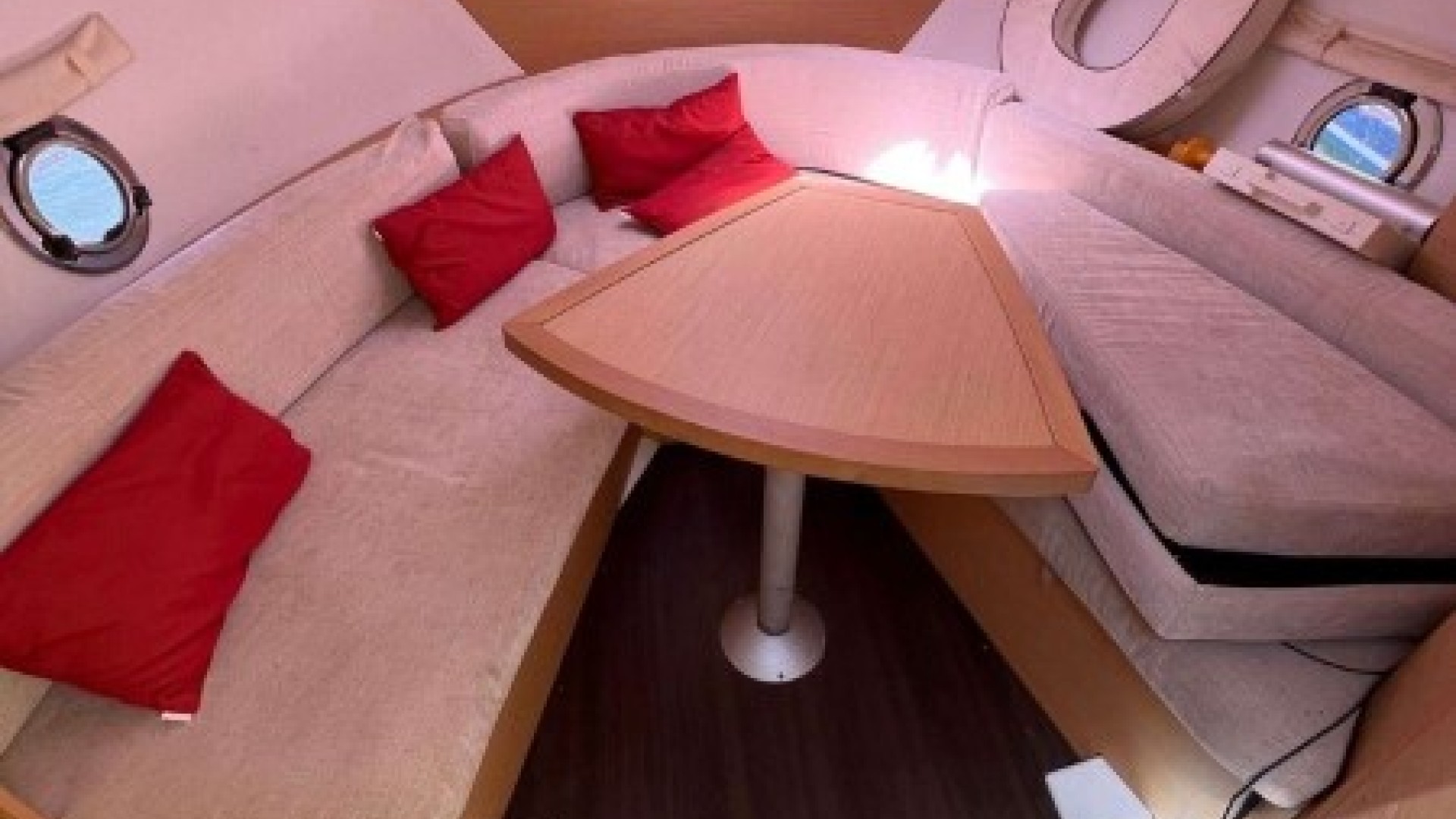 BENETEAU - MONTE CARRLO 27 OPEN à vendre