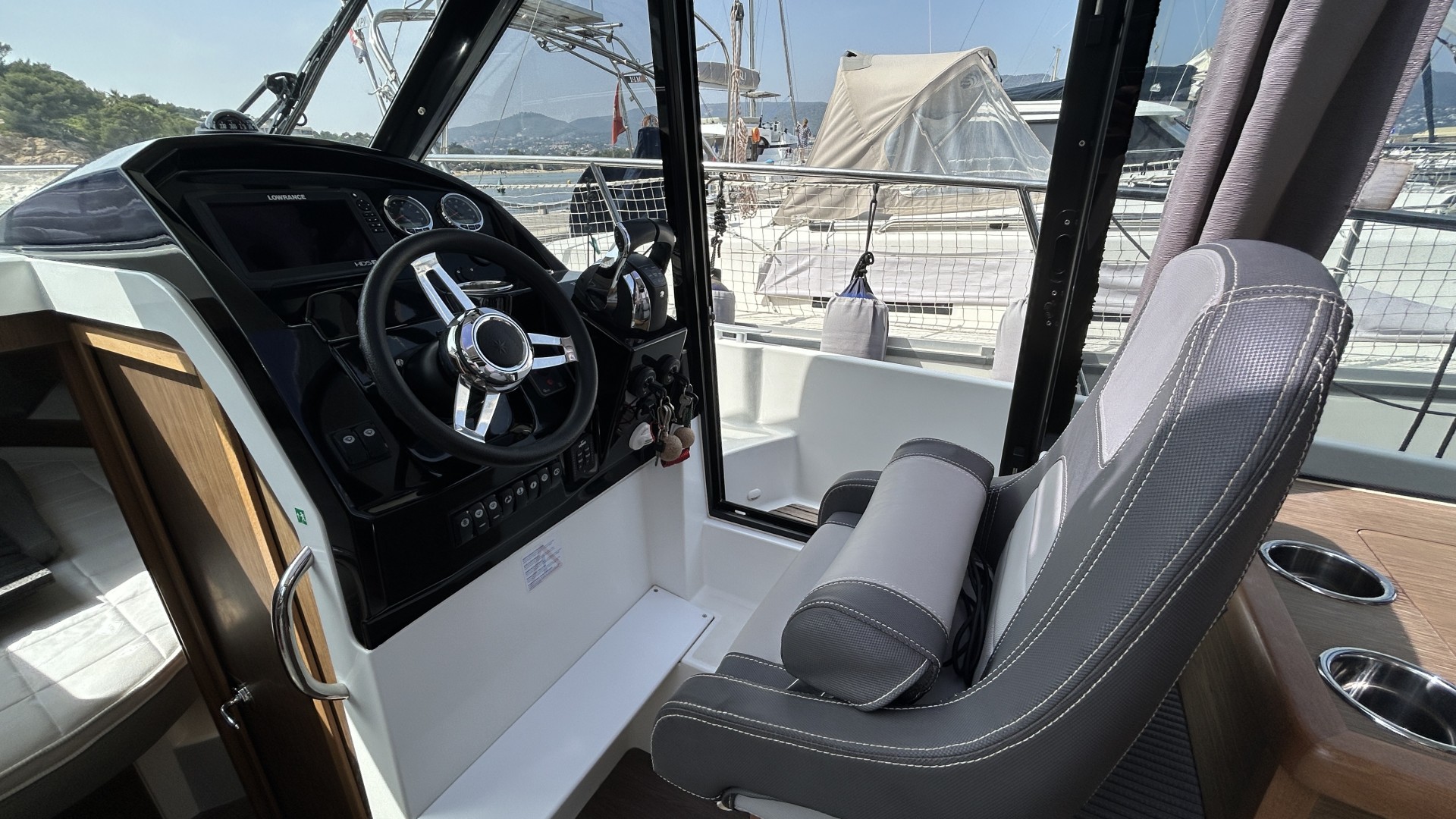 JEANNEAU - MERRY FISHER 895 à vendre