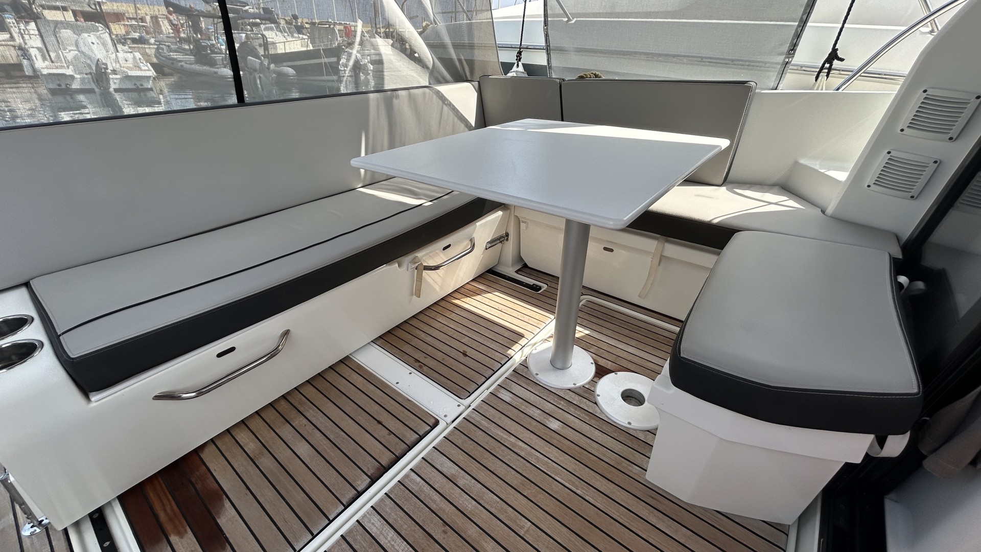 JEANNEAU - MERRY FISHER 895 à vendre