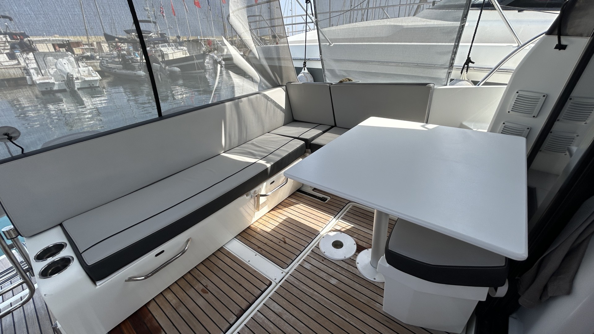 JEANNEAU - MERRY FISHER 895 à vendre