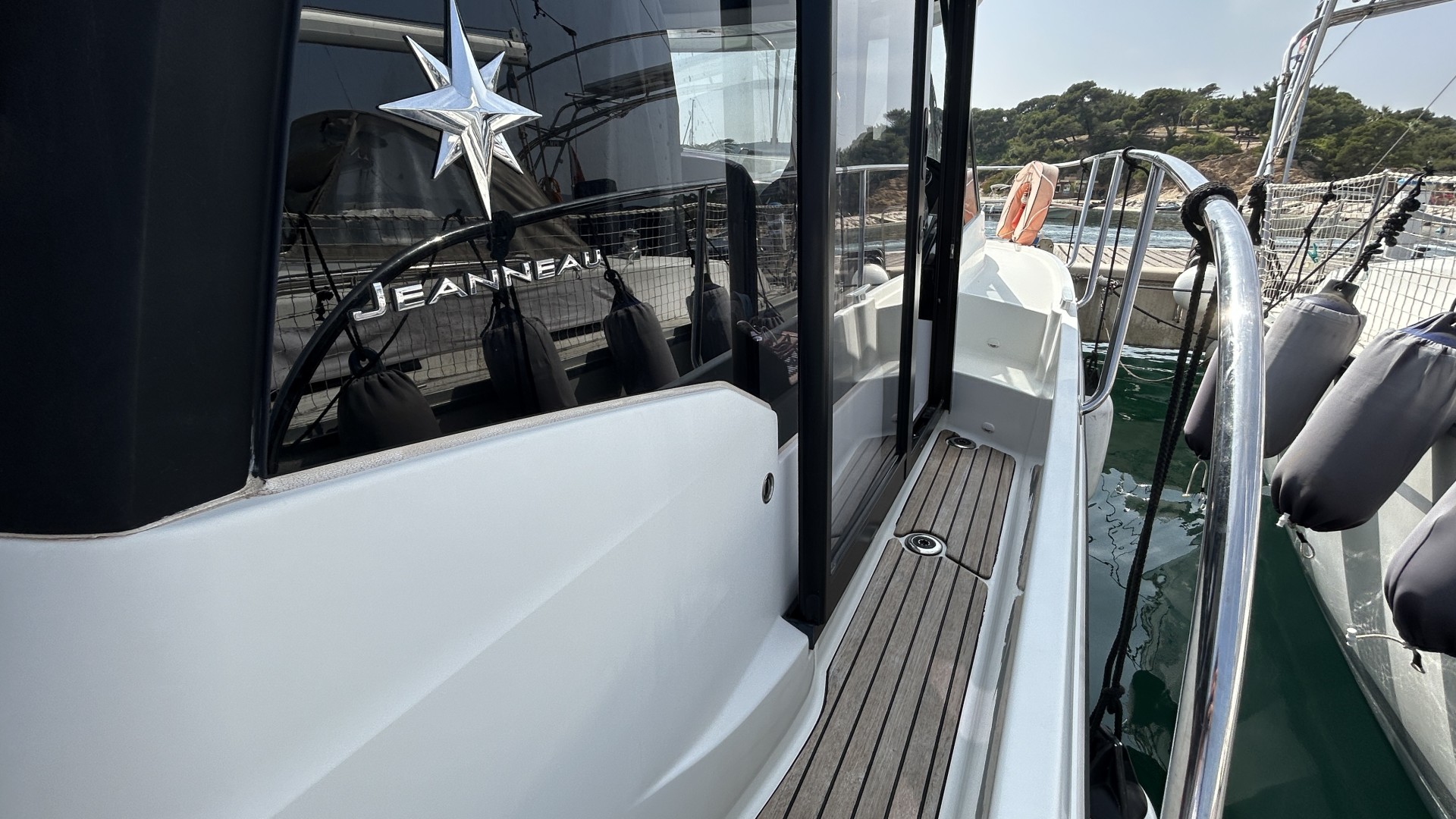 JEANNEAU - MERRY FISHER 895 à vendre