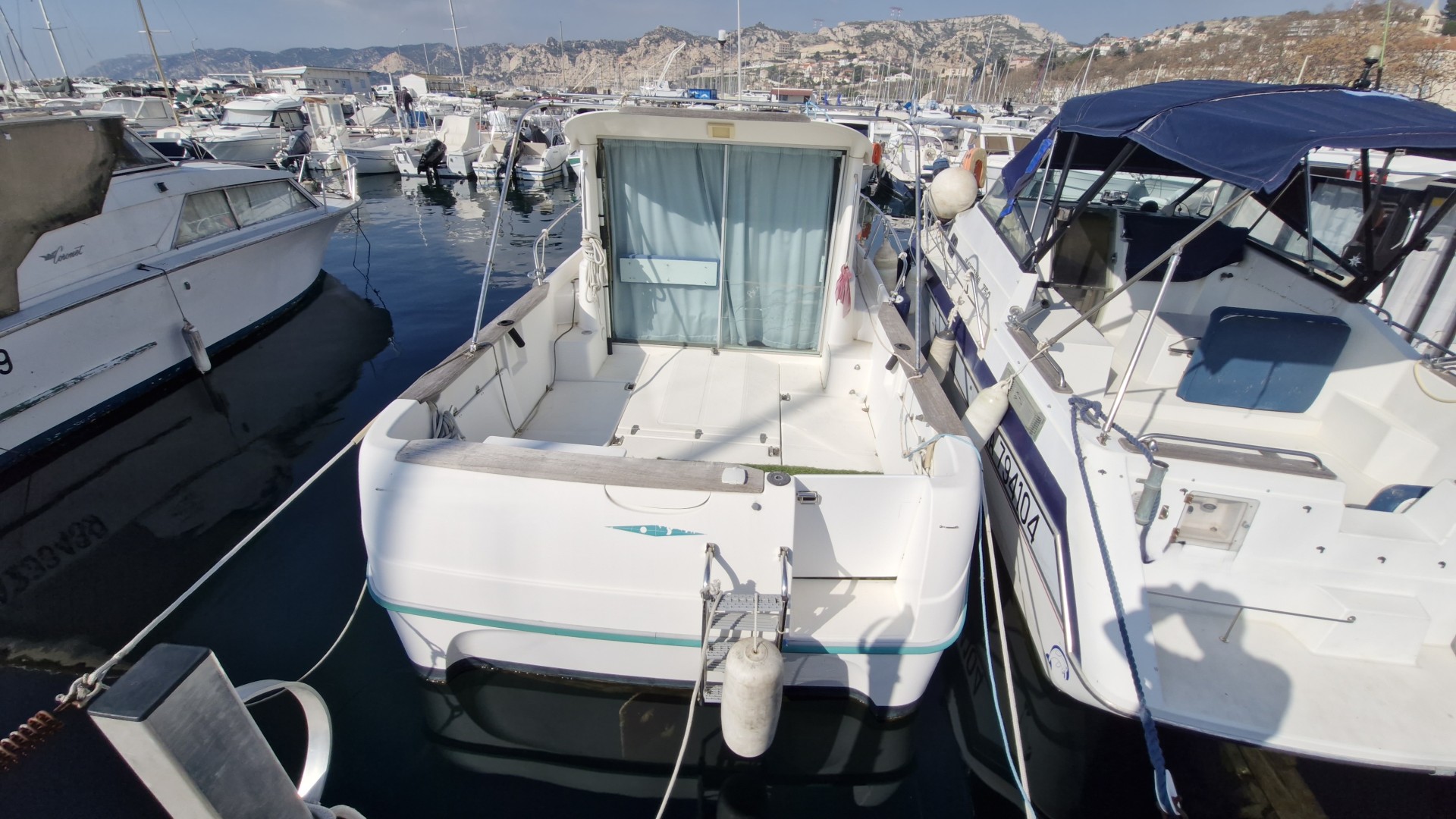 OCQUETEAU - 715 à vendre