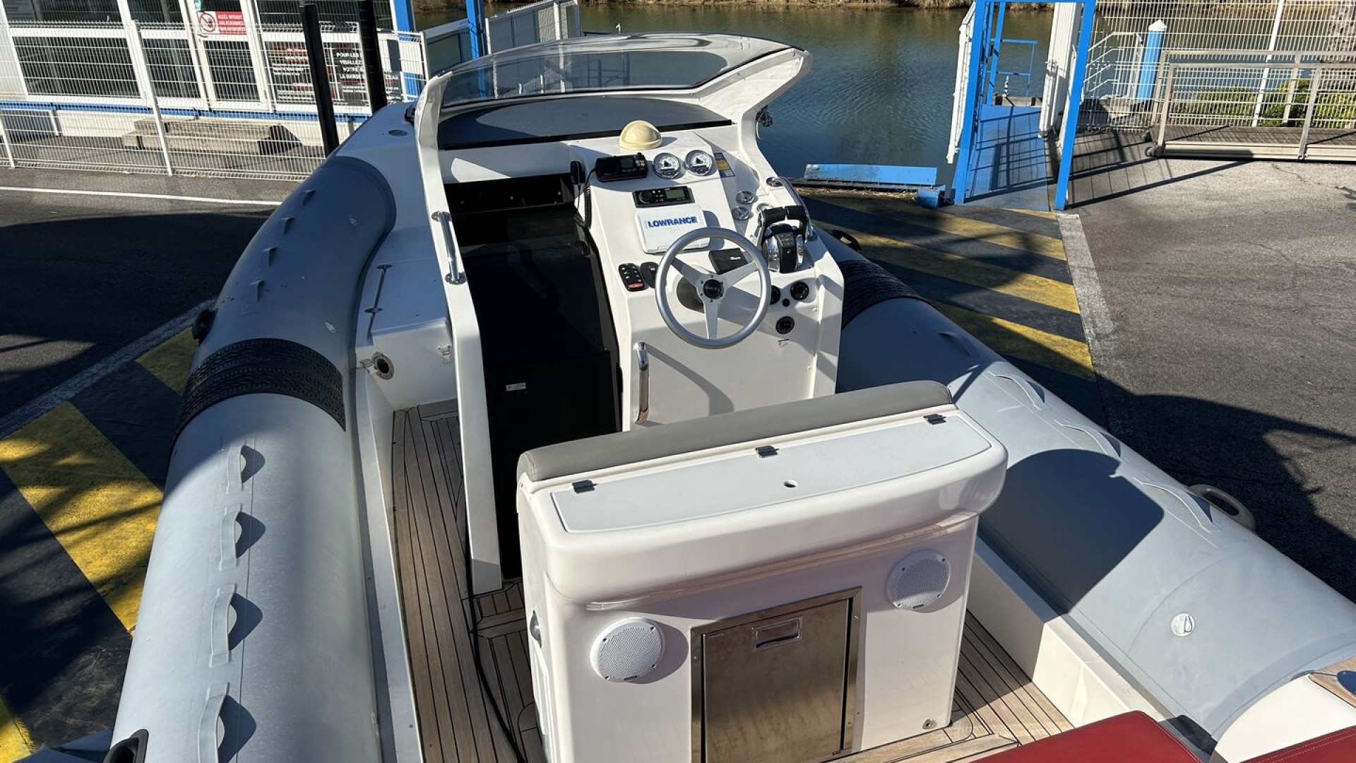 PIRELLI - PZERO 880L EDITION à vendre