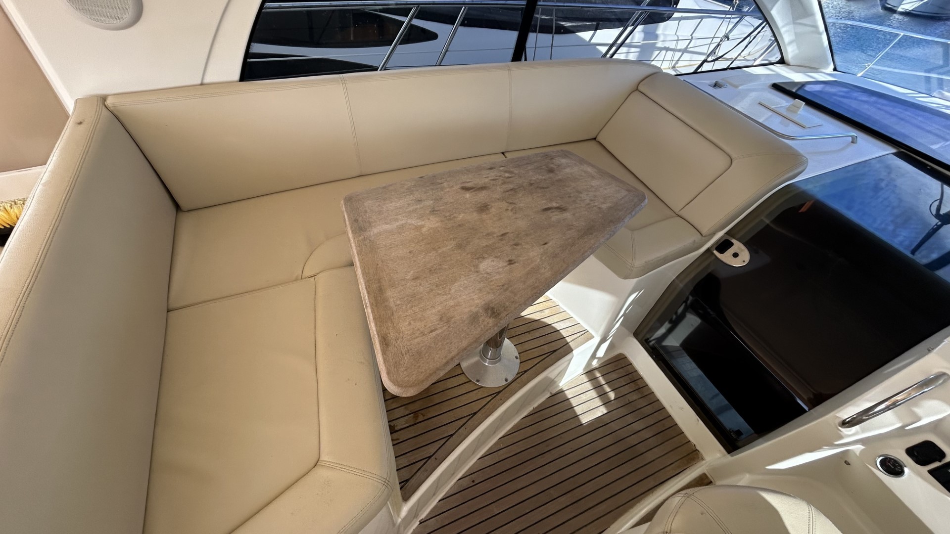 JEANNEAU - PRESTIGE 38 S à vendre