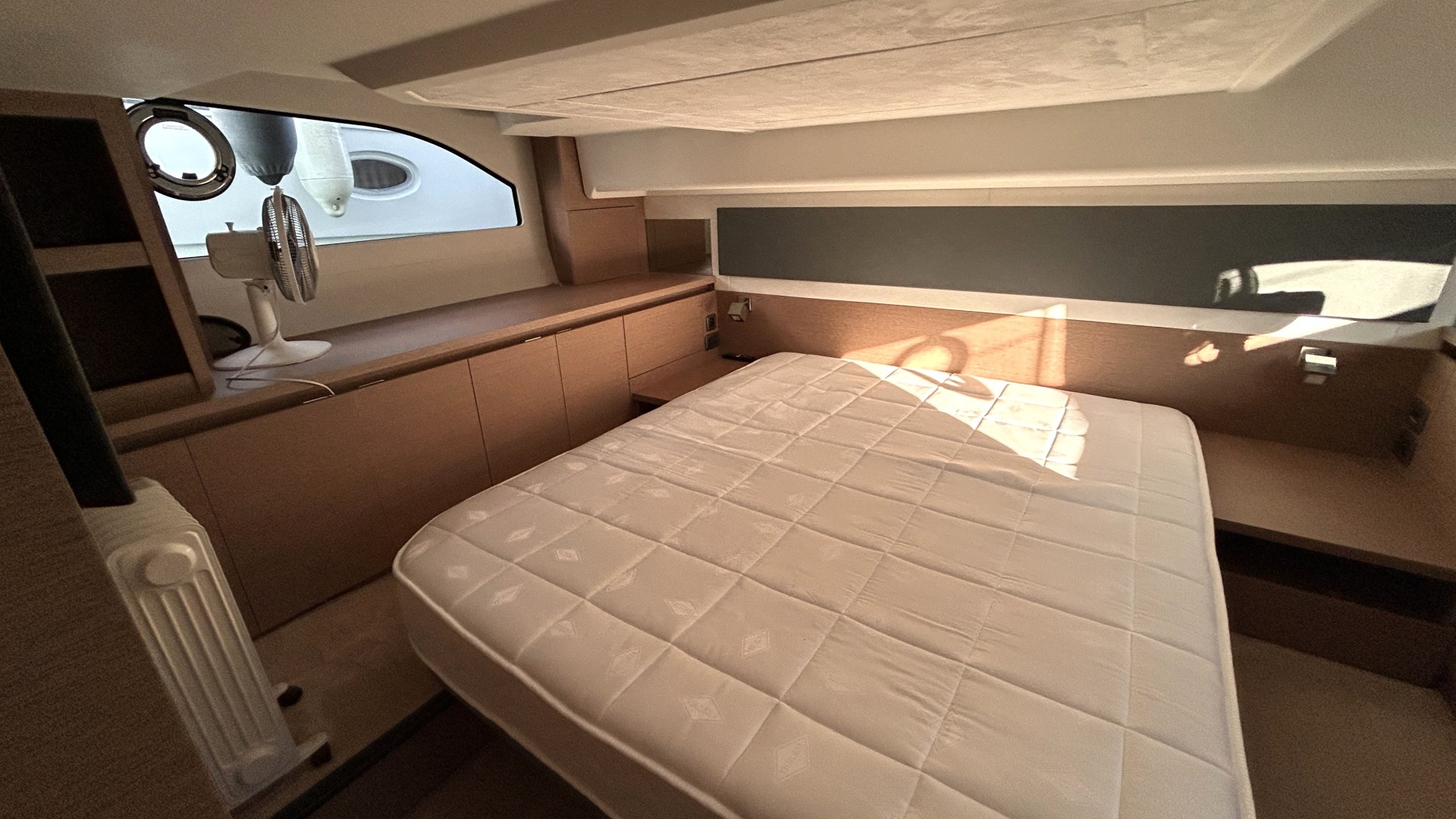 JEANNEAU - PRESTIGE 420S à vendre