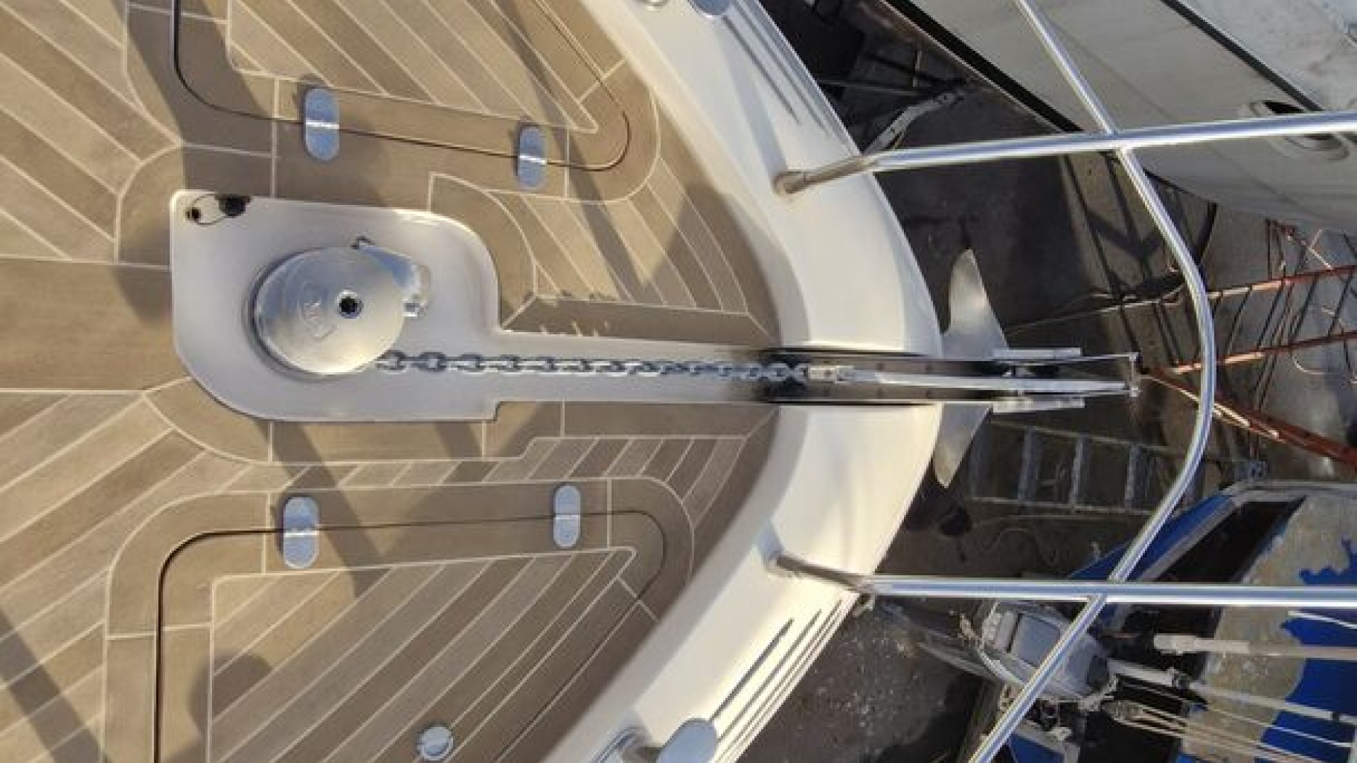 QUEENS - 54 à vendre