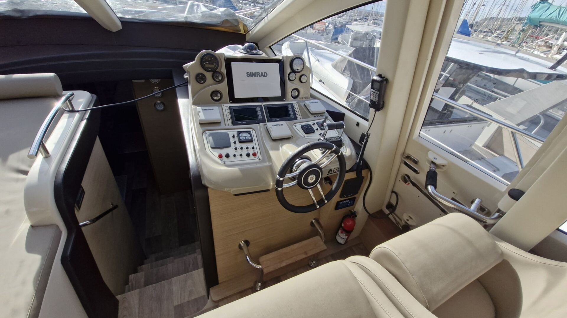 QUEENS - 54 à vendre