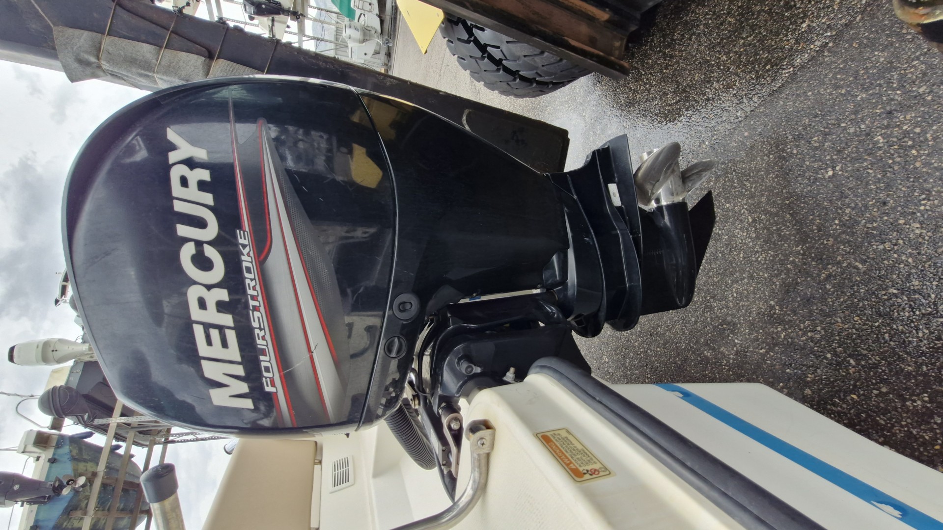 QUICKSILVER - ACTIV 675 SUNDECK à vendre