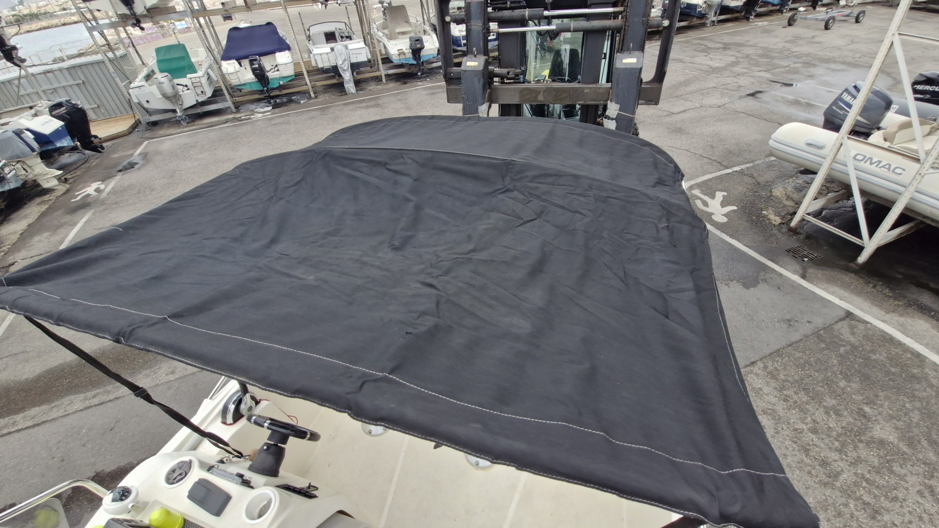 QUICKSILVER - ACTIV 675 SUNDECK à vendre