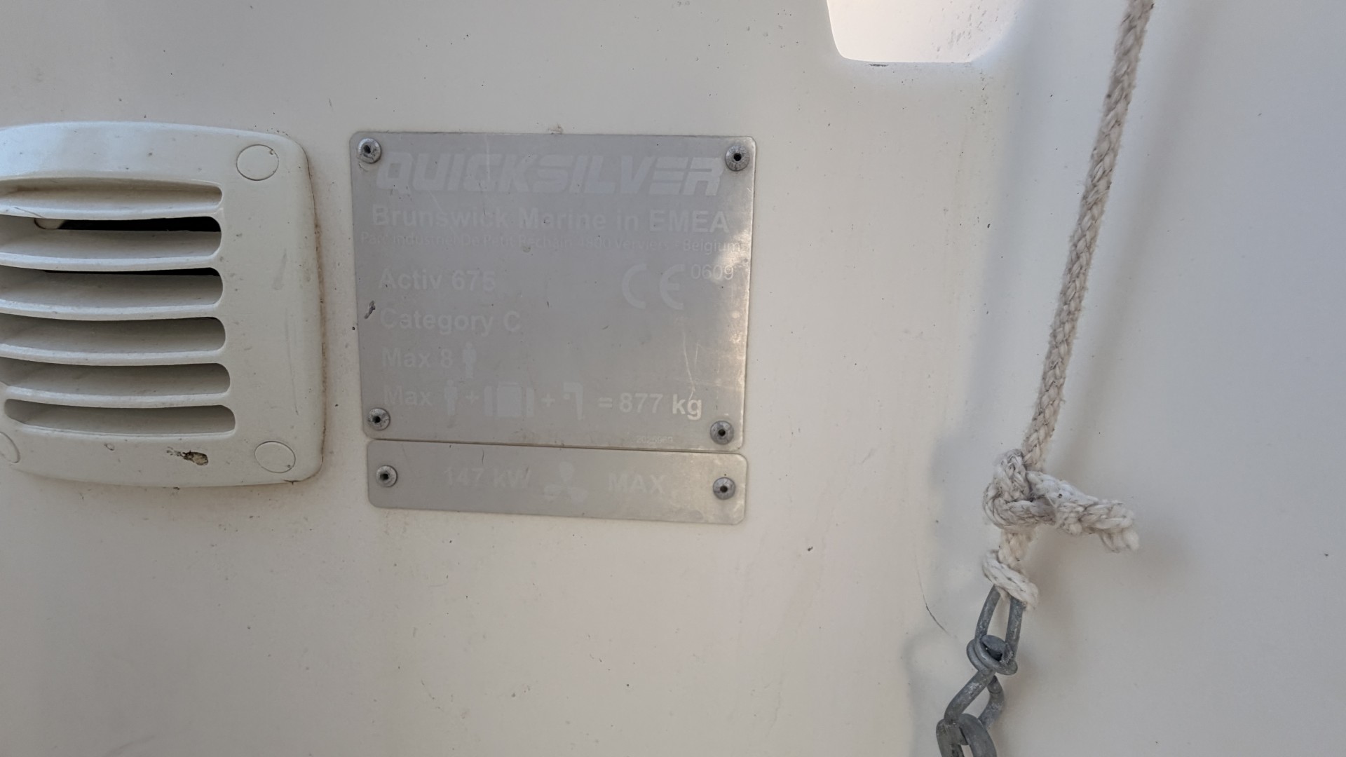 QUICKSILVER - 675 ACTIV OPEN à vendre