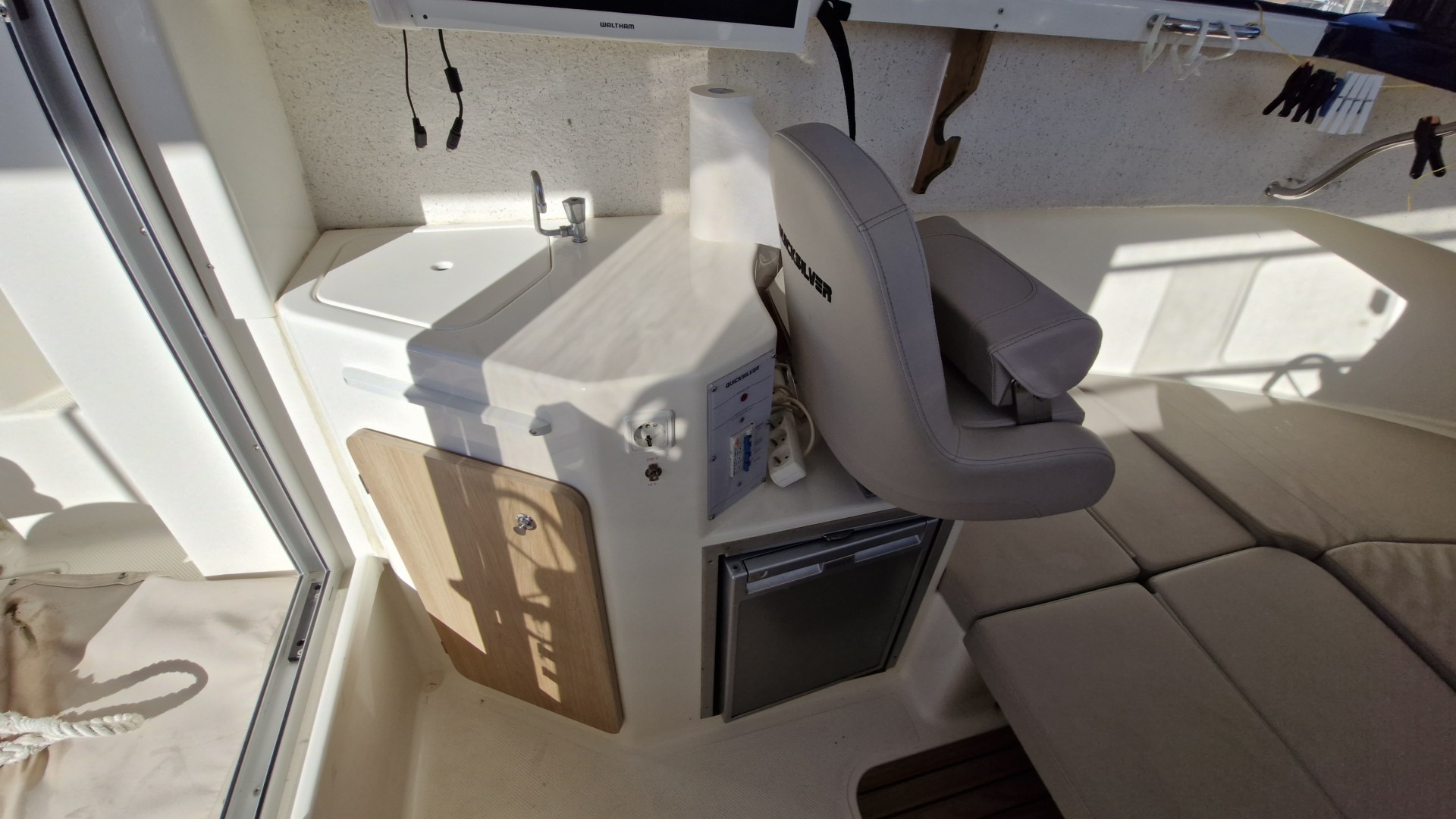 QUICKSILVER - 675 PH à vendre