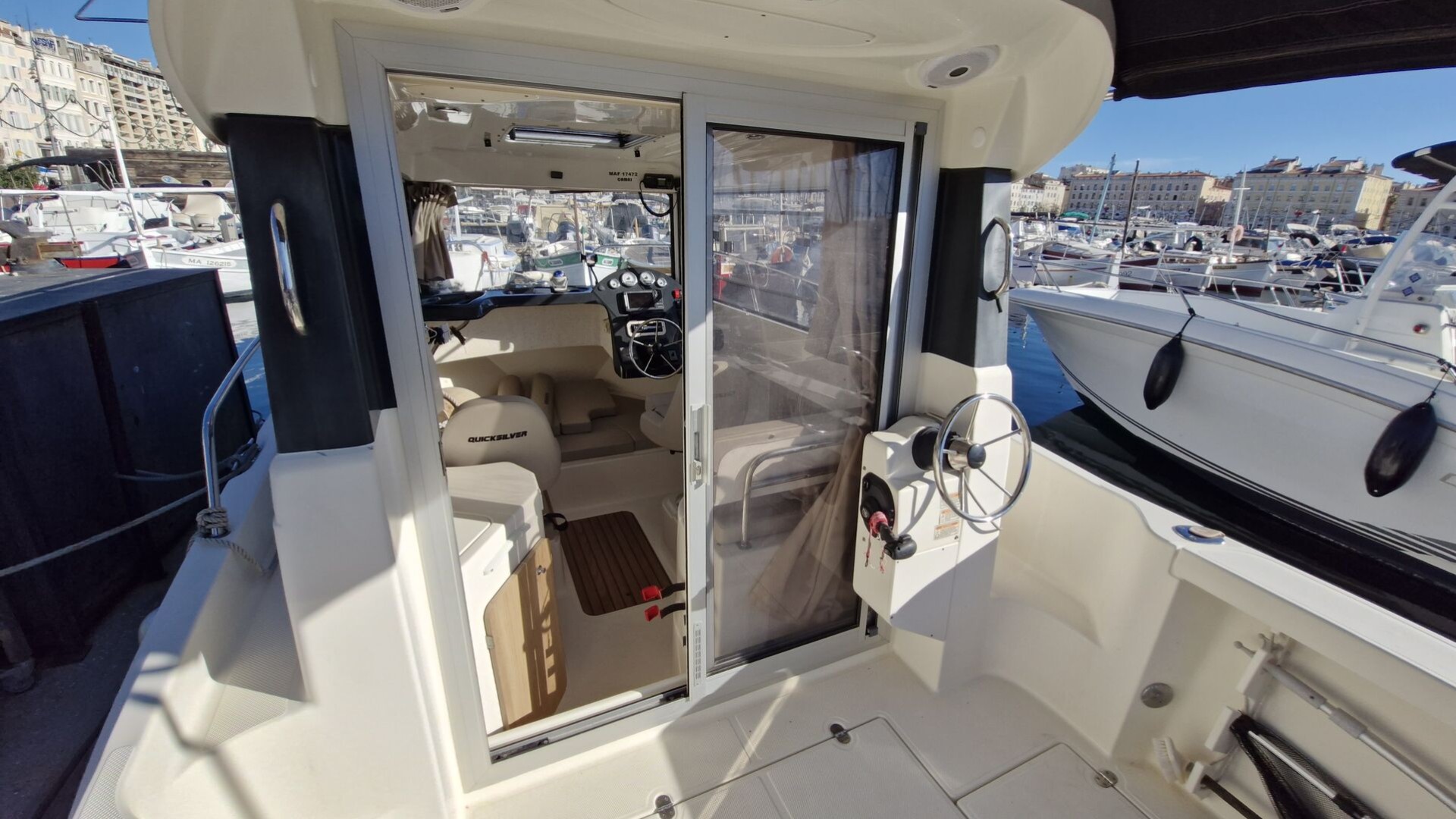 QUICKSILVER - 675 PH à vendre