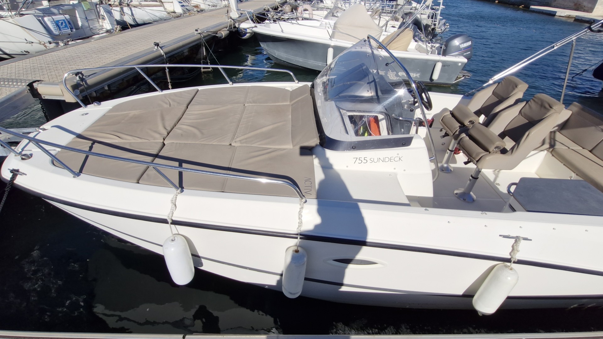 QUICKSILVER - 755 Sundeck à vendre