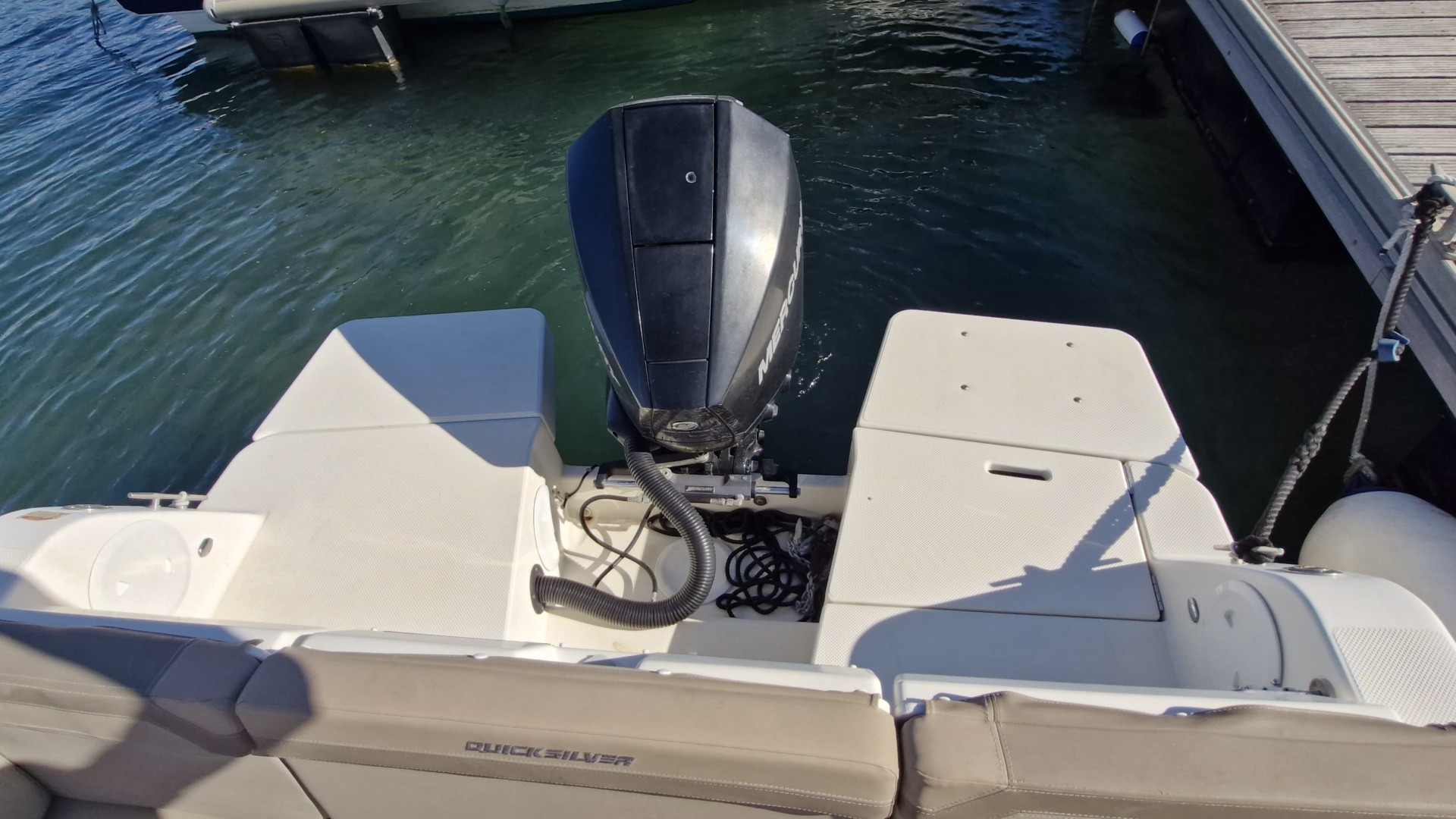 QUICKSILVER - 755 Sundeck à vendre