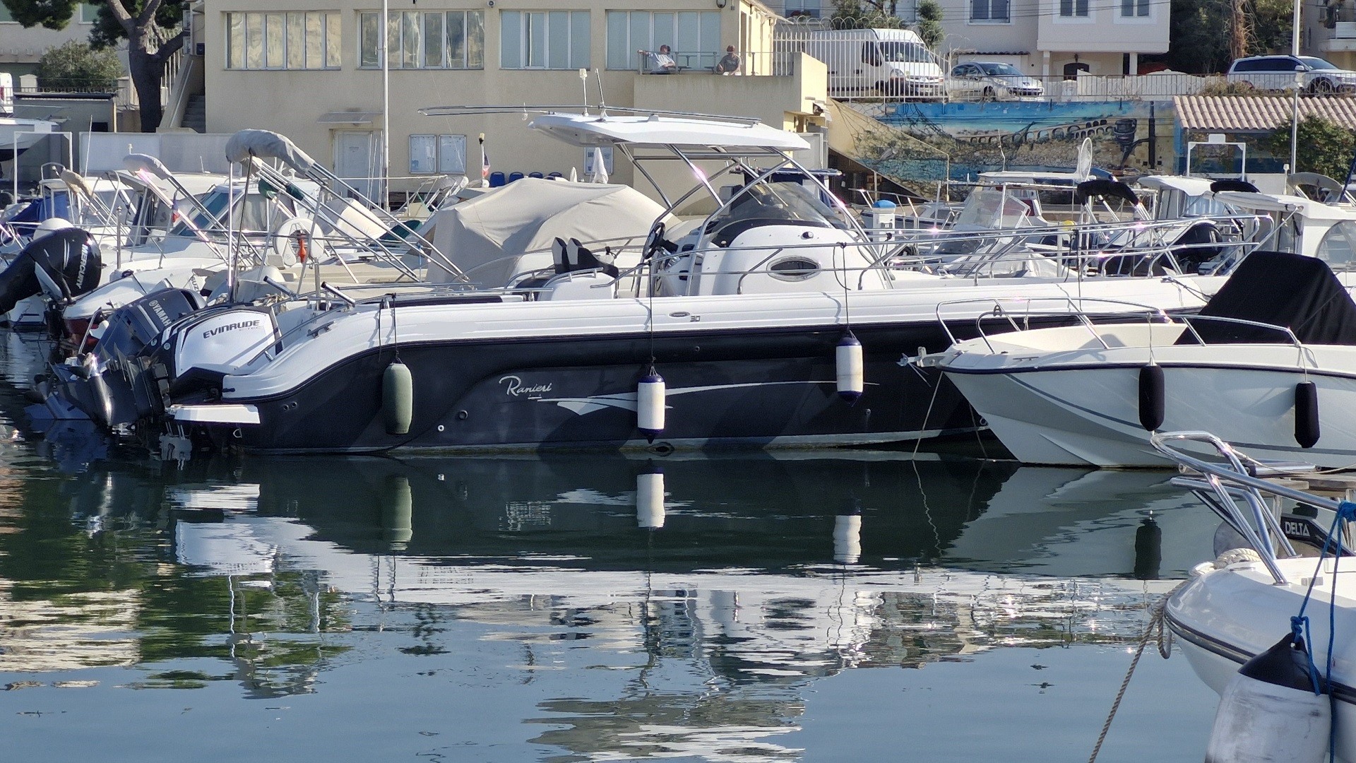 RANIERI - SHADOW 30 T-TOP à vendre