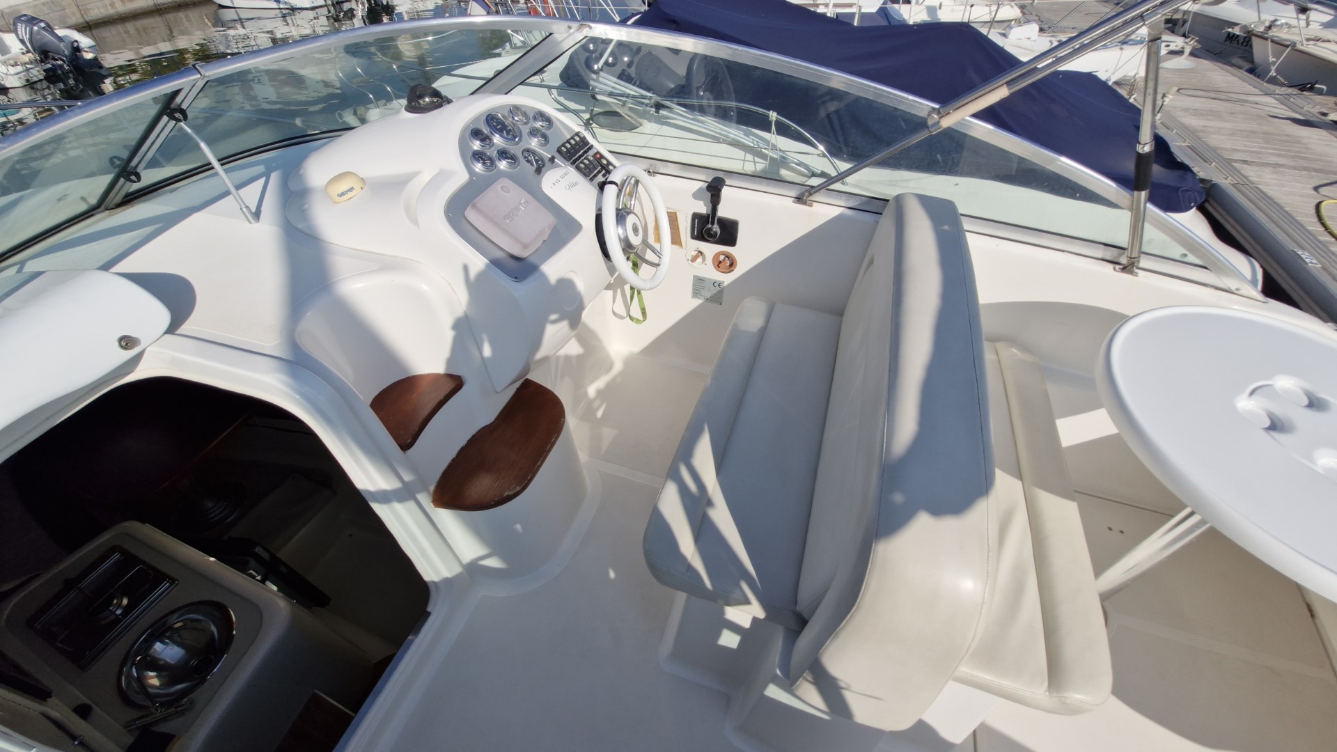 SESSA - OYSTER 25 à vendre