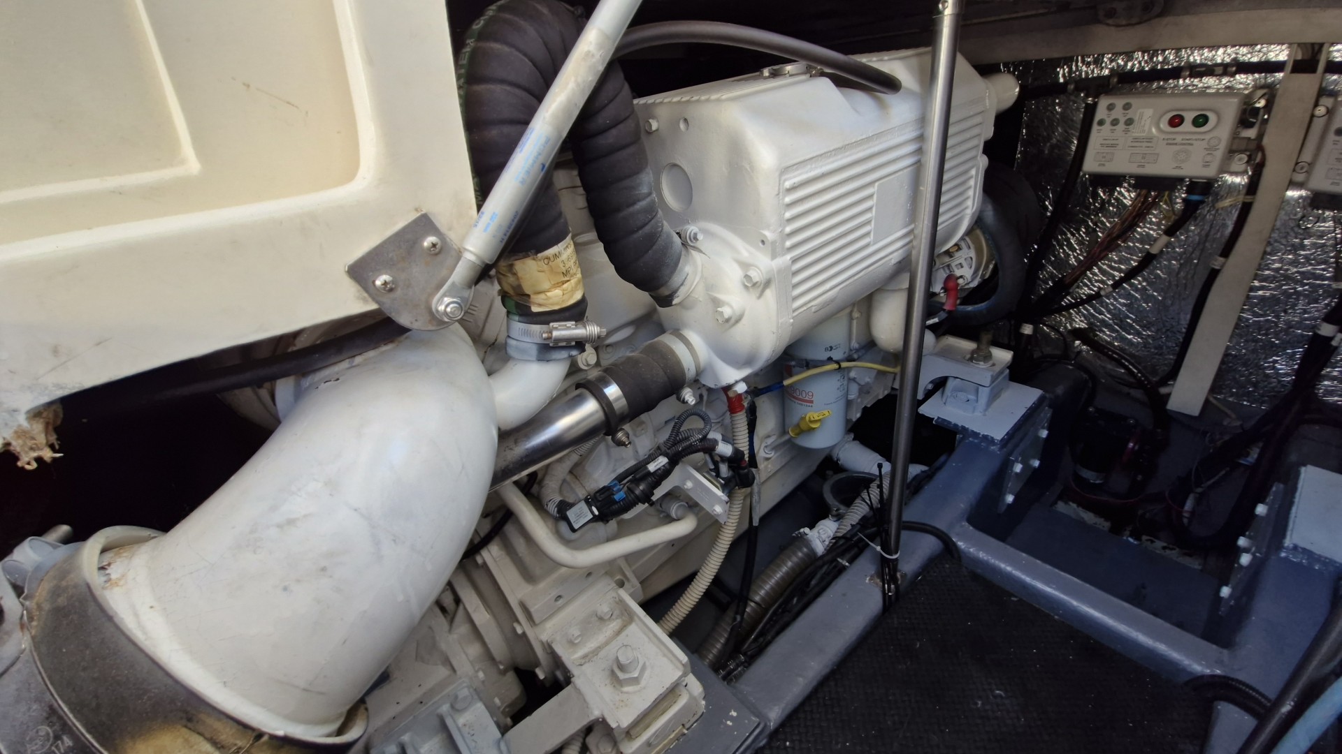 UNIESSE - 42 à vendre