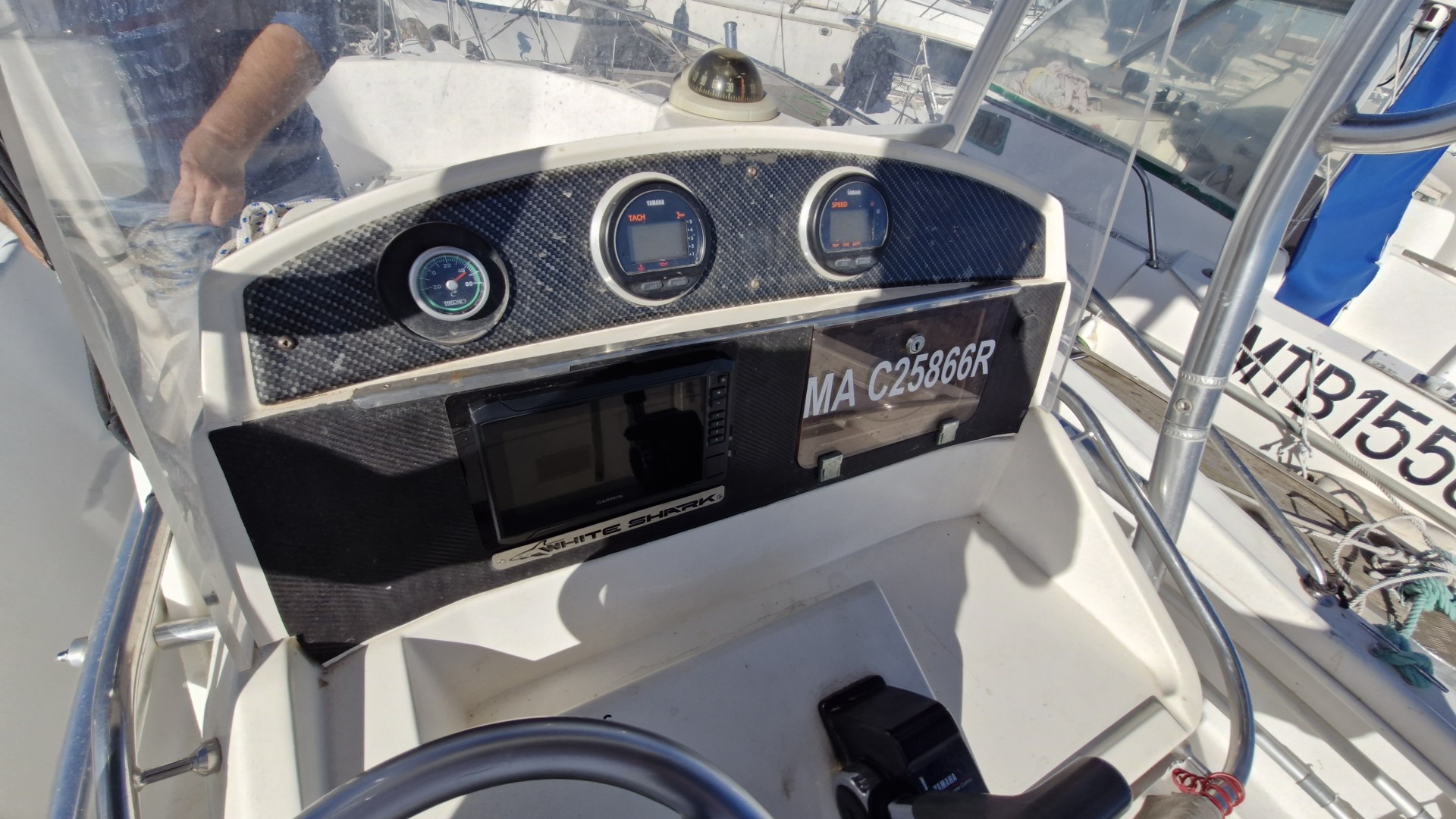 WHITE SHARK - 205 à vendre