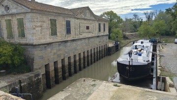 Chantier ALKMAR - Peniche 28 m à vendre